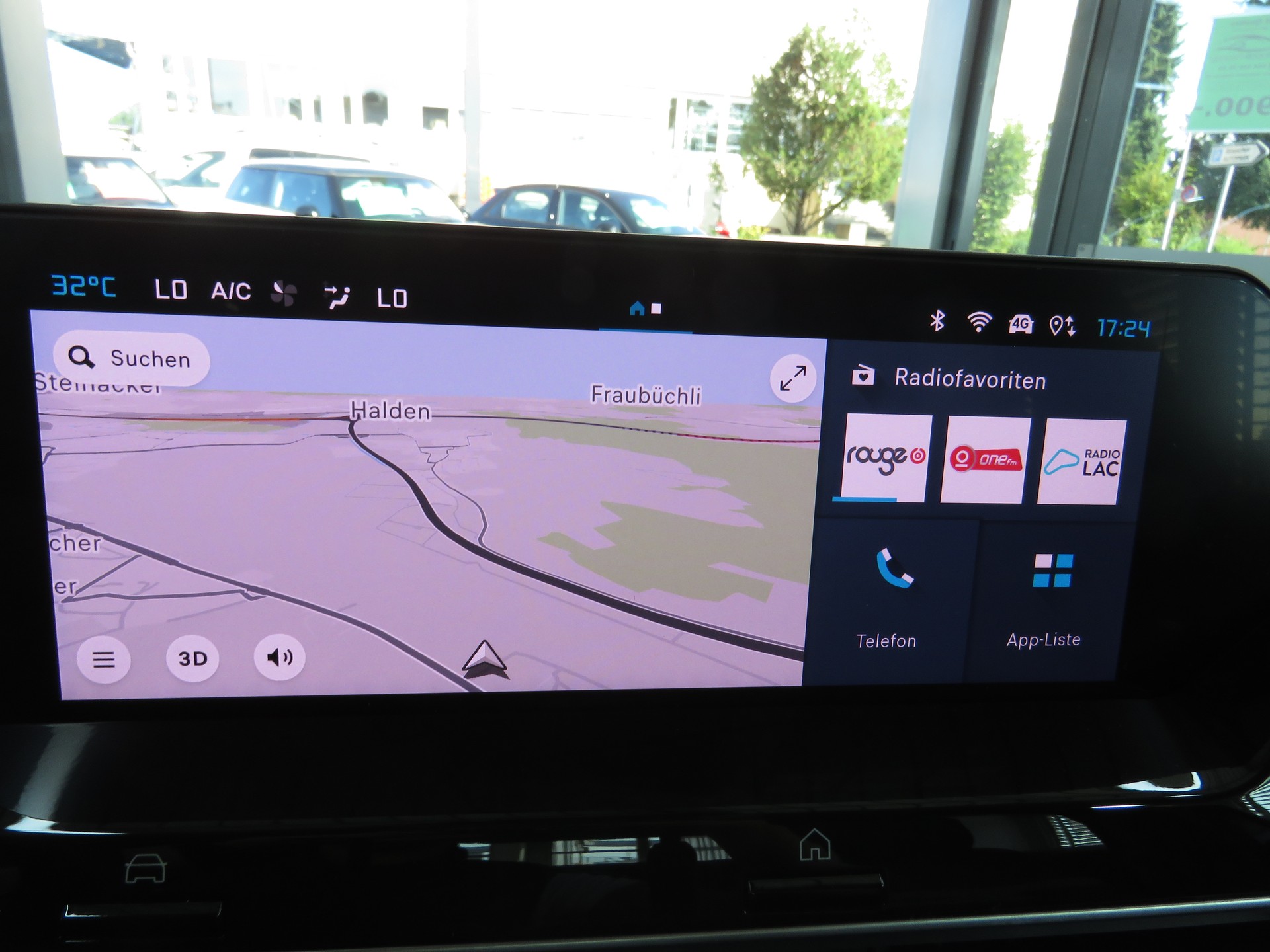 CITROEN C4 X 1.2 Pure Tech Swiss Edition EAT8 (Automat)-image-13