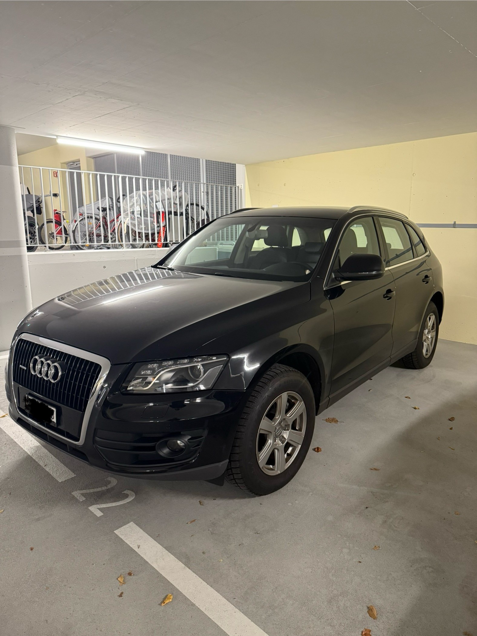 AUDI Q5 3.0 TDI quattro S-tronic-image-1