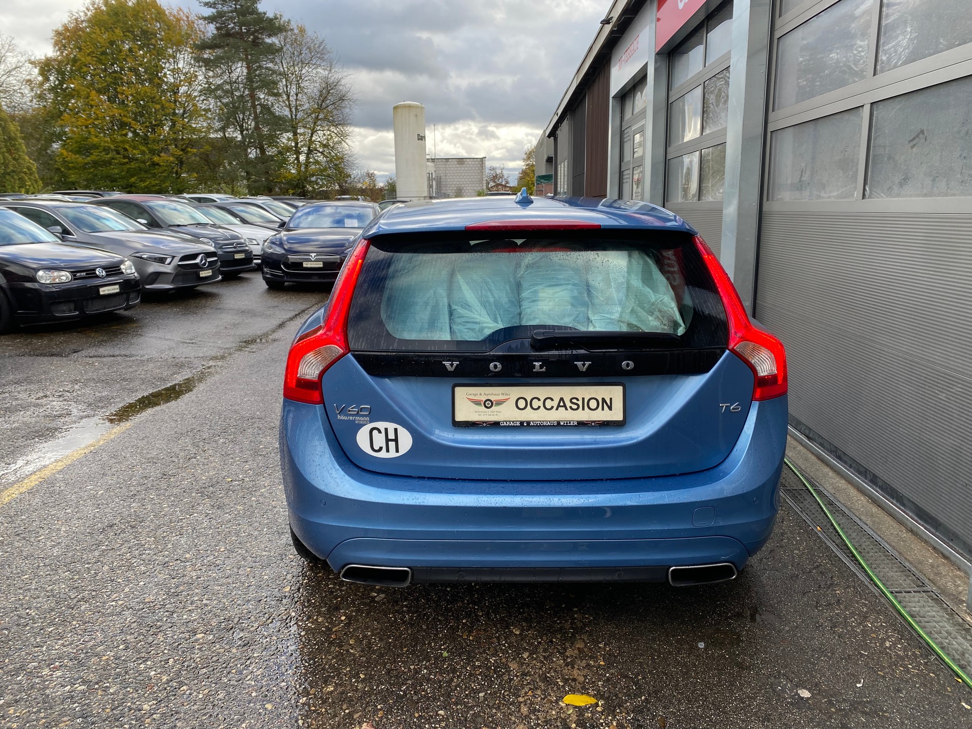 VOLVO V60 T6 Momentum Geartronic-image-5