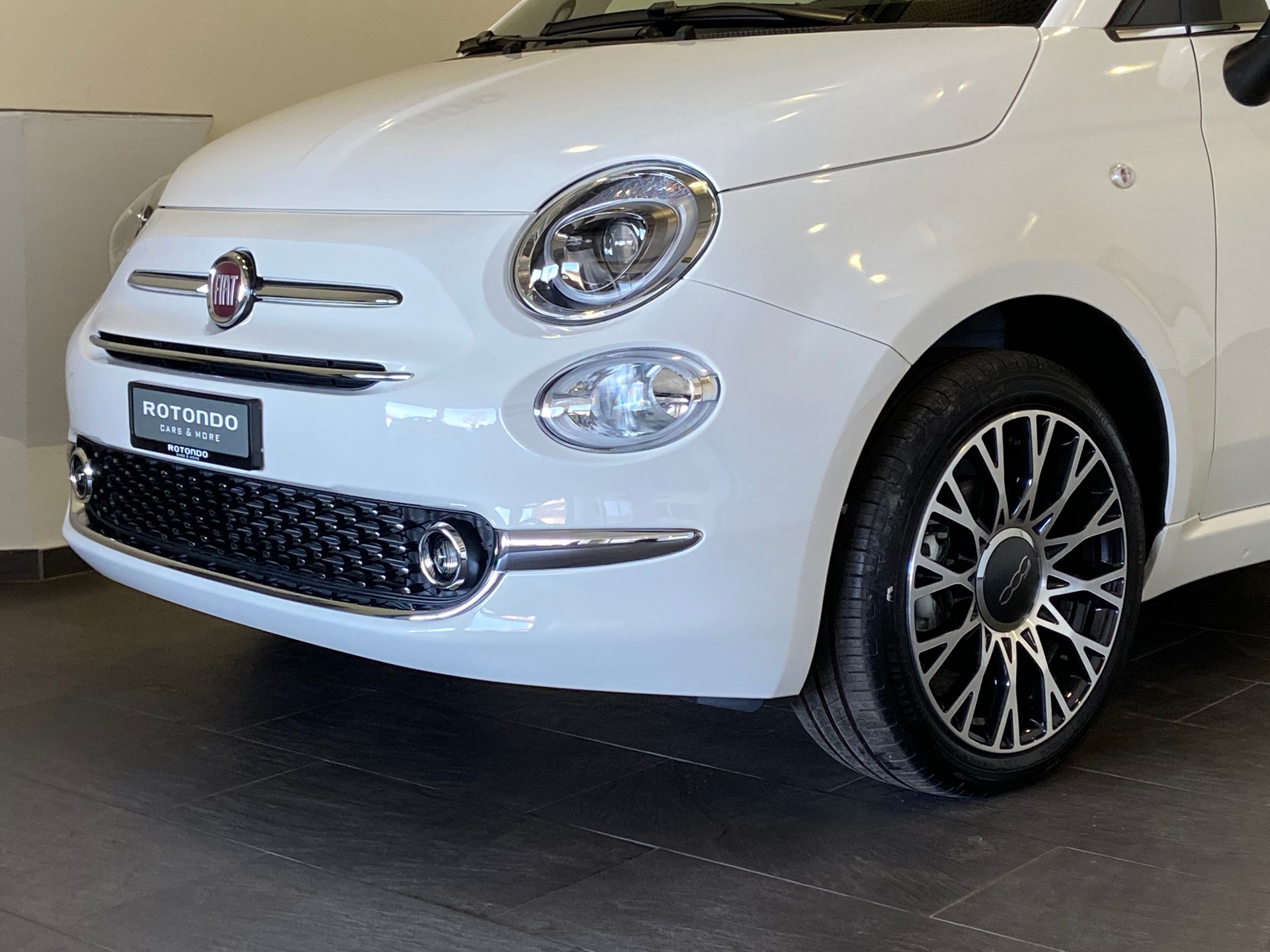 FIAT 500C 1.0 N3 MildHybrid Lounge Premium-image-3