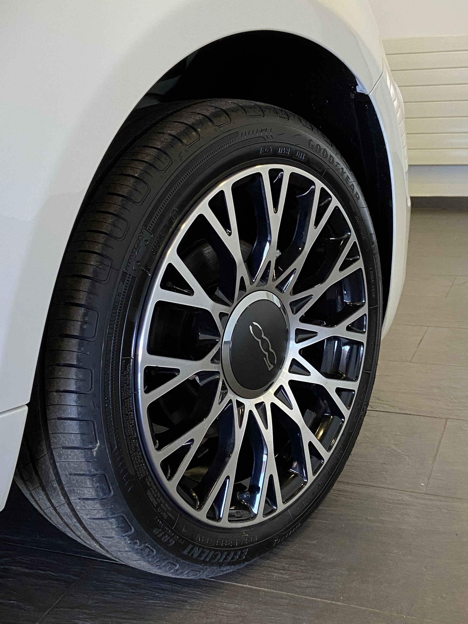 FIAT 500C 1.0 N3 MildHybrid Lounge Premium-image-4