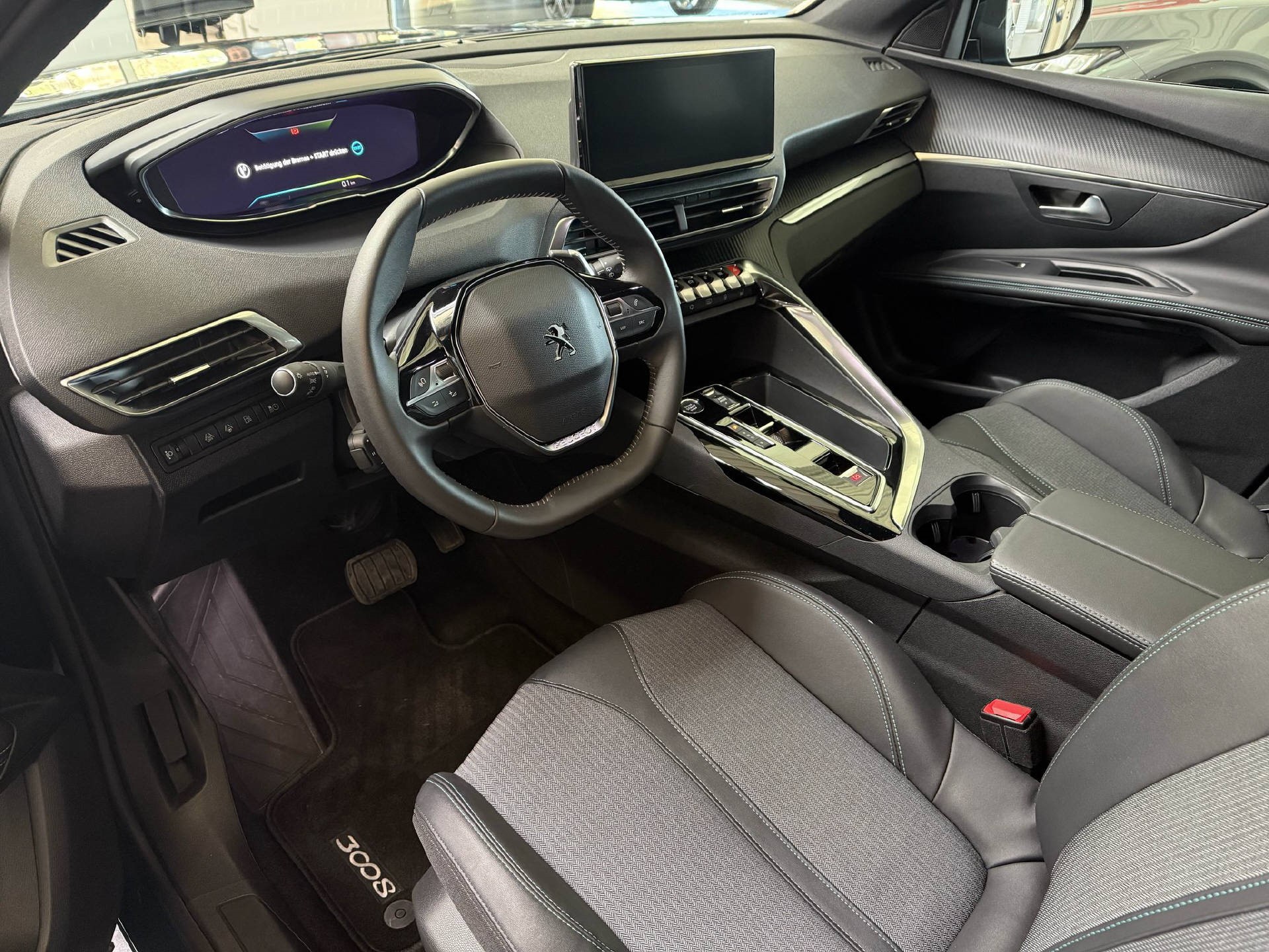 PEUGEOT 3008 1.6 Plug-in Hybrid Allure Pack-image-5