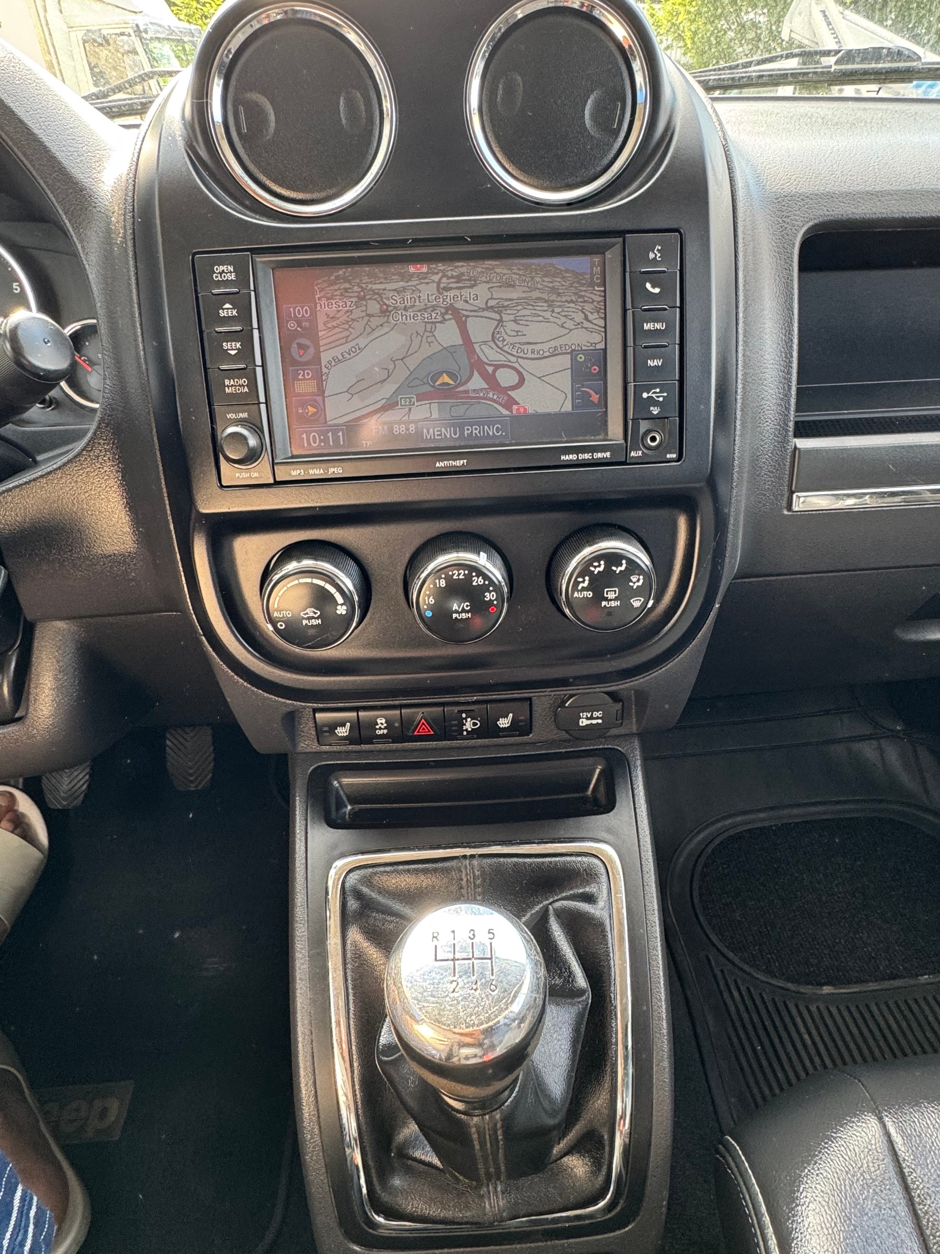 JEEP Compass 2.2 CRD Limited-image-8