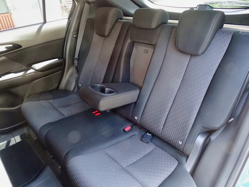 MITSUBISHI Eclipse Cross 2.4 PHEV Inform 4WD-image-10