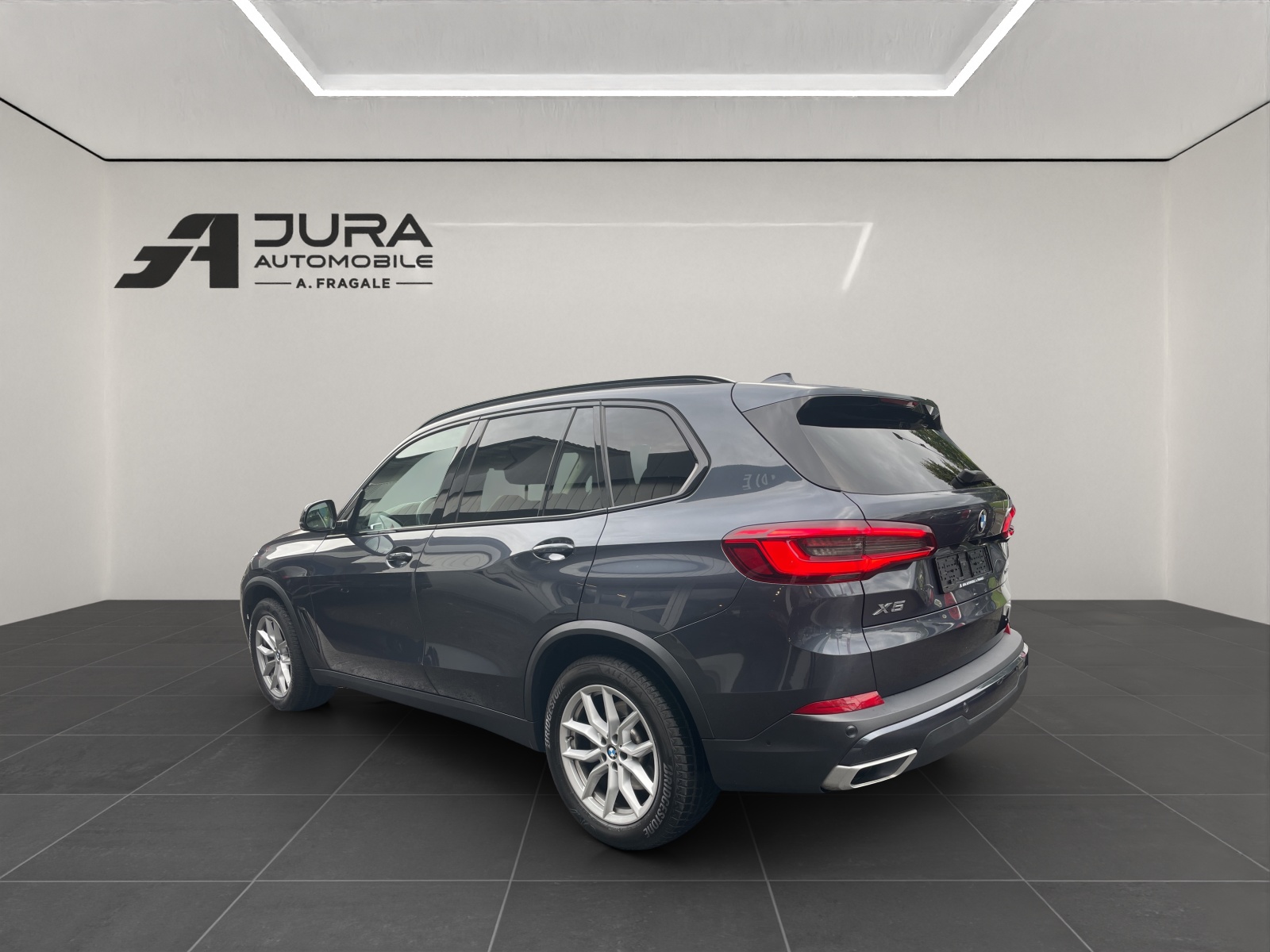 BMW X5 30d xDrive SAG-image-3