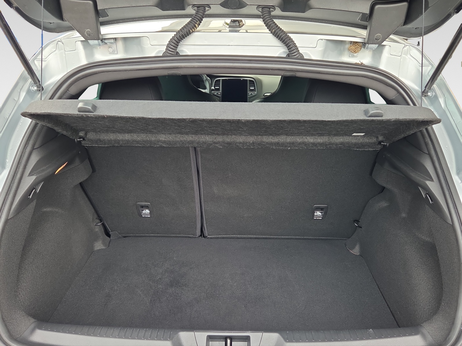 RENAULT Mégane Berline 1.3 16V R.S.Line EDC-image-10