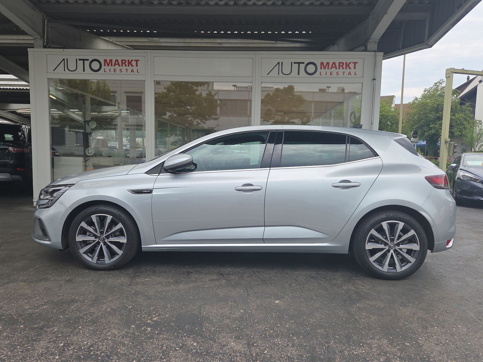RENAULT Mégane Berline 1.3 16V R.S.Line EDC-image-1