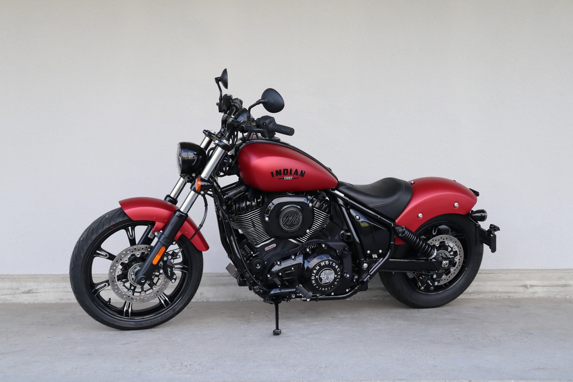 INDIAN Chief Dark Horse-image-5