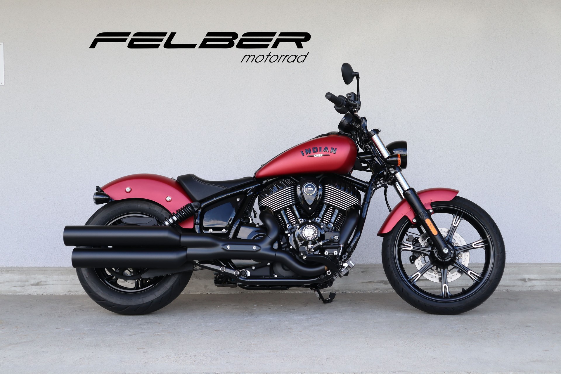 INDIAN Chief Dark Horse