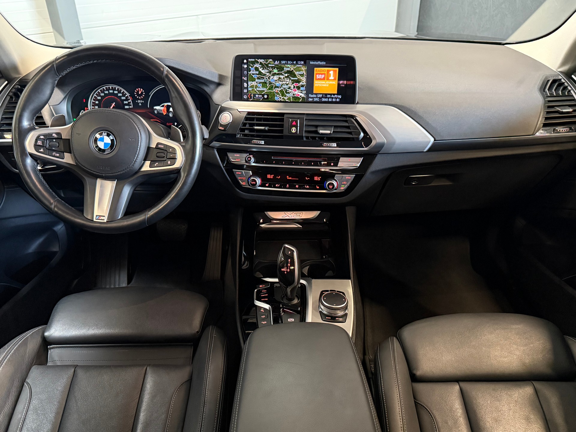 BMW X3 30d xDrive SAG-image-12