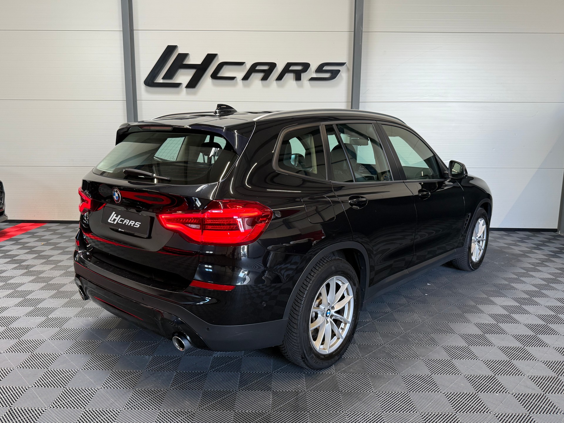 BMW X3 30d xDrive SAG-image-3