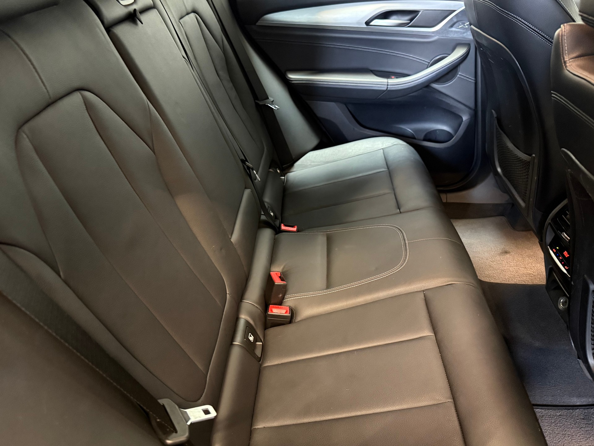 BMW X3 30d xDrive SAG-image-9