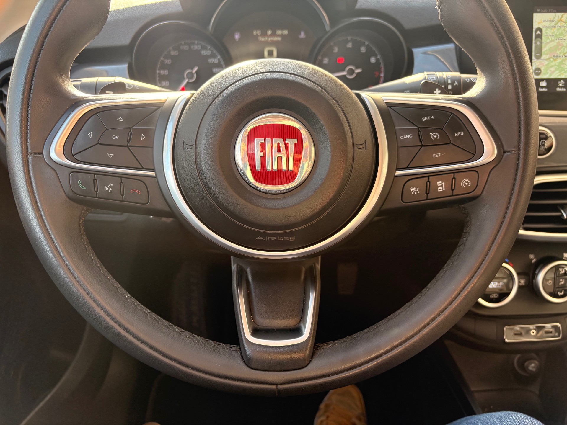 FIAT 500X 1.3 GSE City Cross-image-11