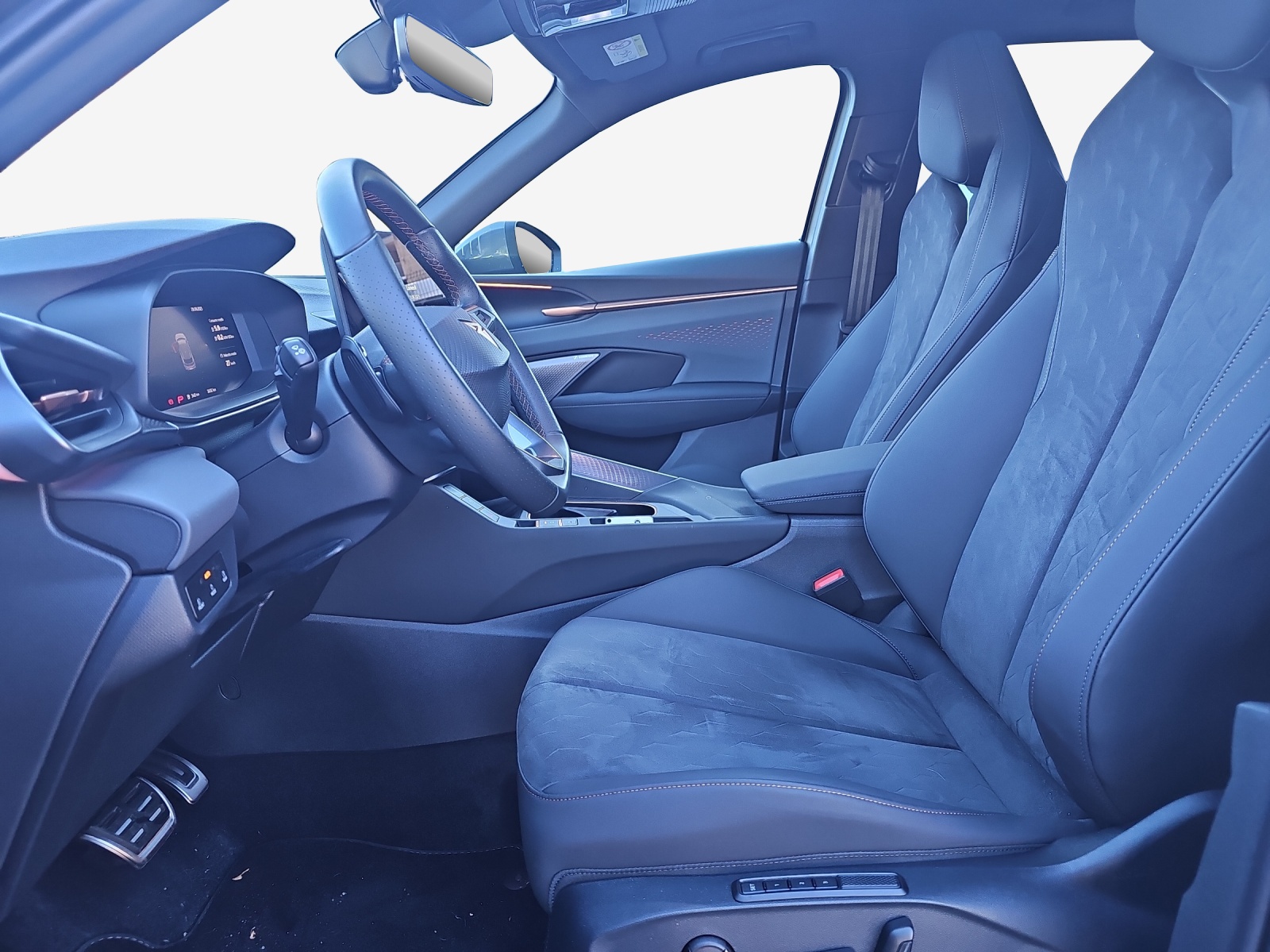 CUPRA Terramar 1.5 eHybrid DSG Black Symphony-image-7