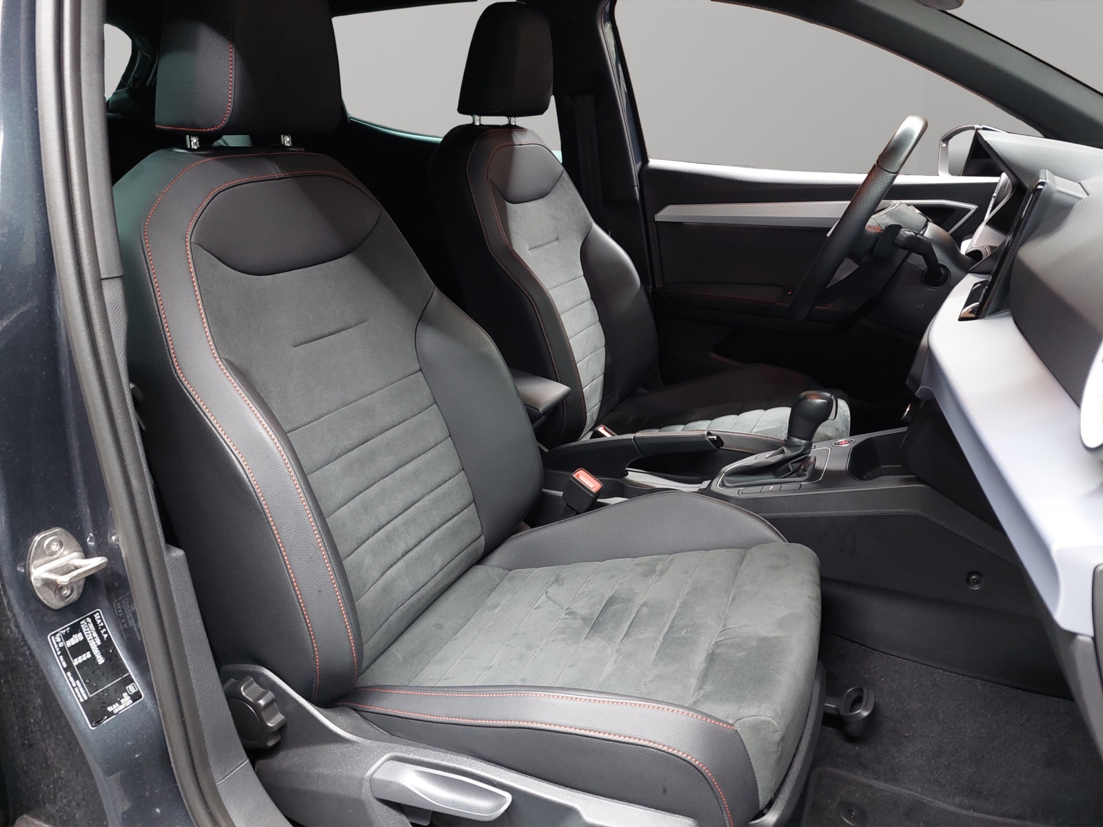 SEAT Ibiza 1.0 EcoTSI FR DSG-image-8