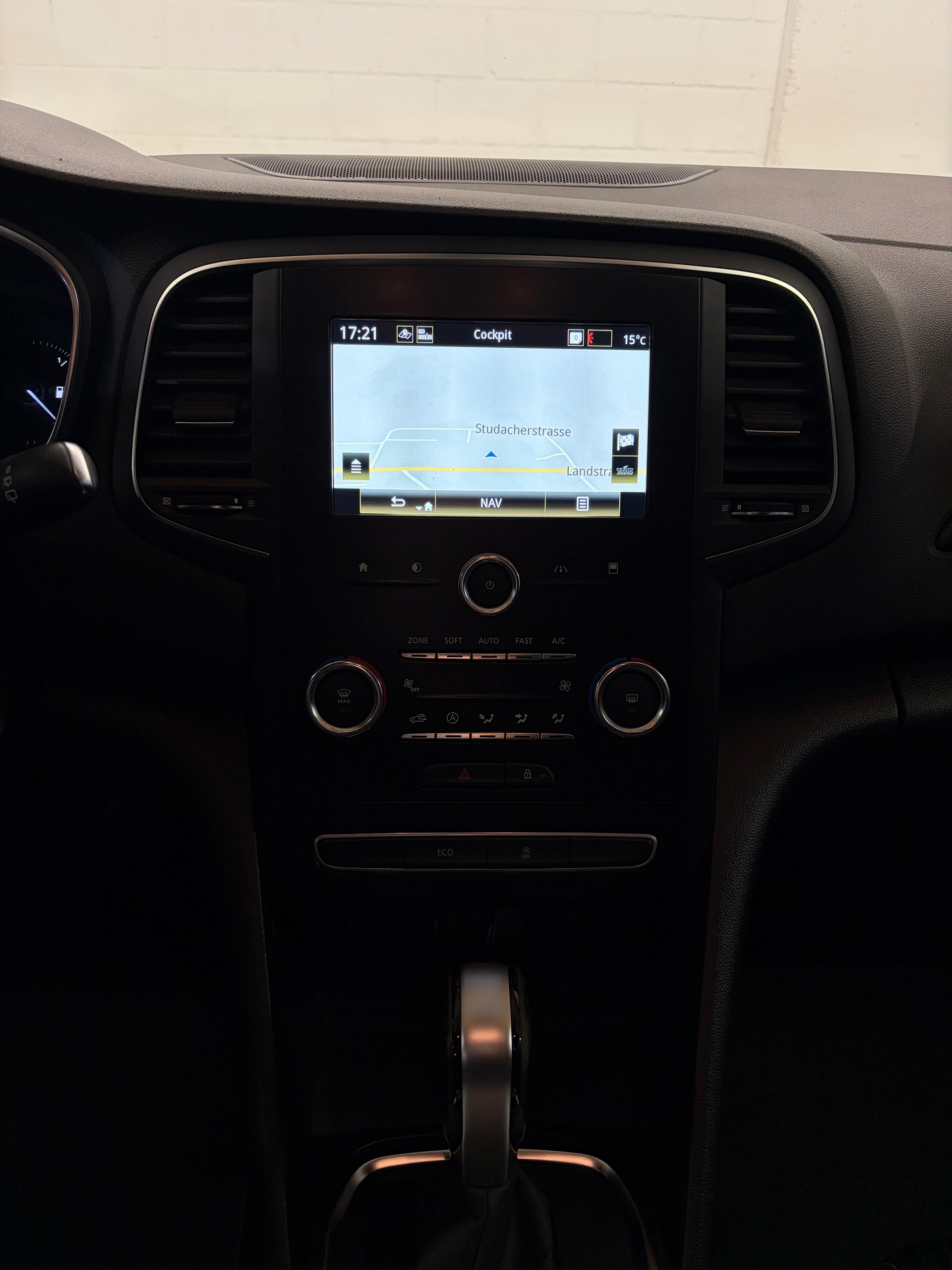 RENAULT Mégane Grandtour 1.5 dCi Business EDC-image-8