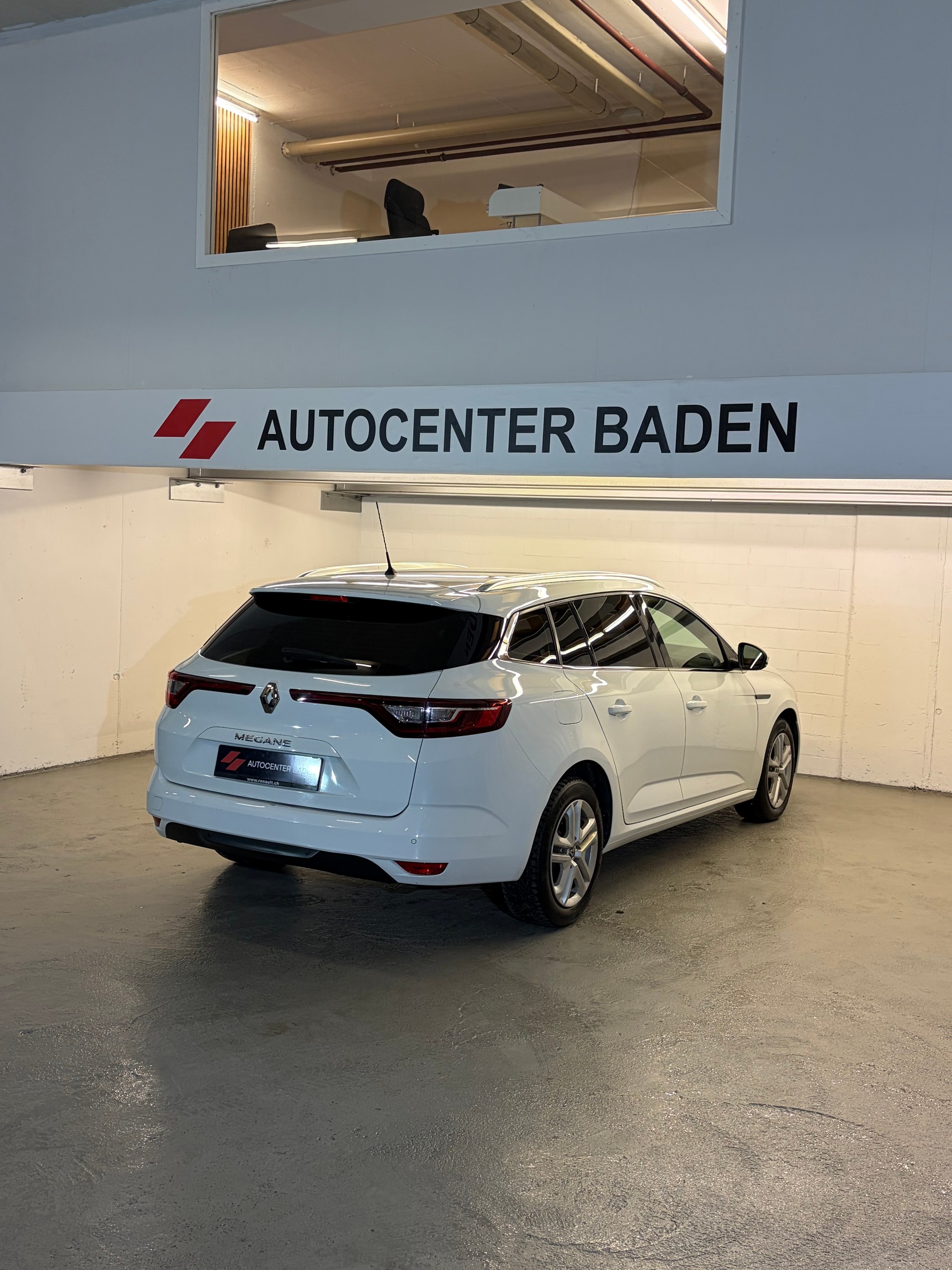 RENAULT Mégane Grandtour 1.5 dCi Business EDC-showroom-element-3
