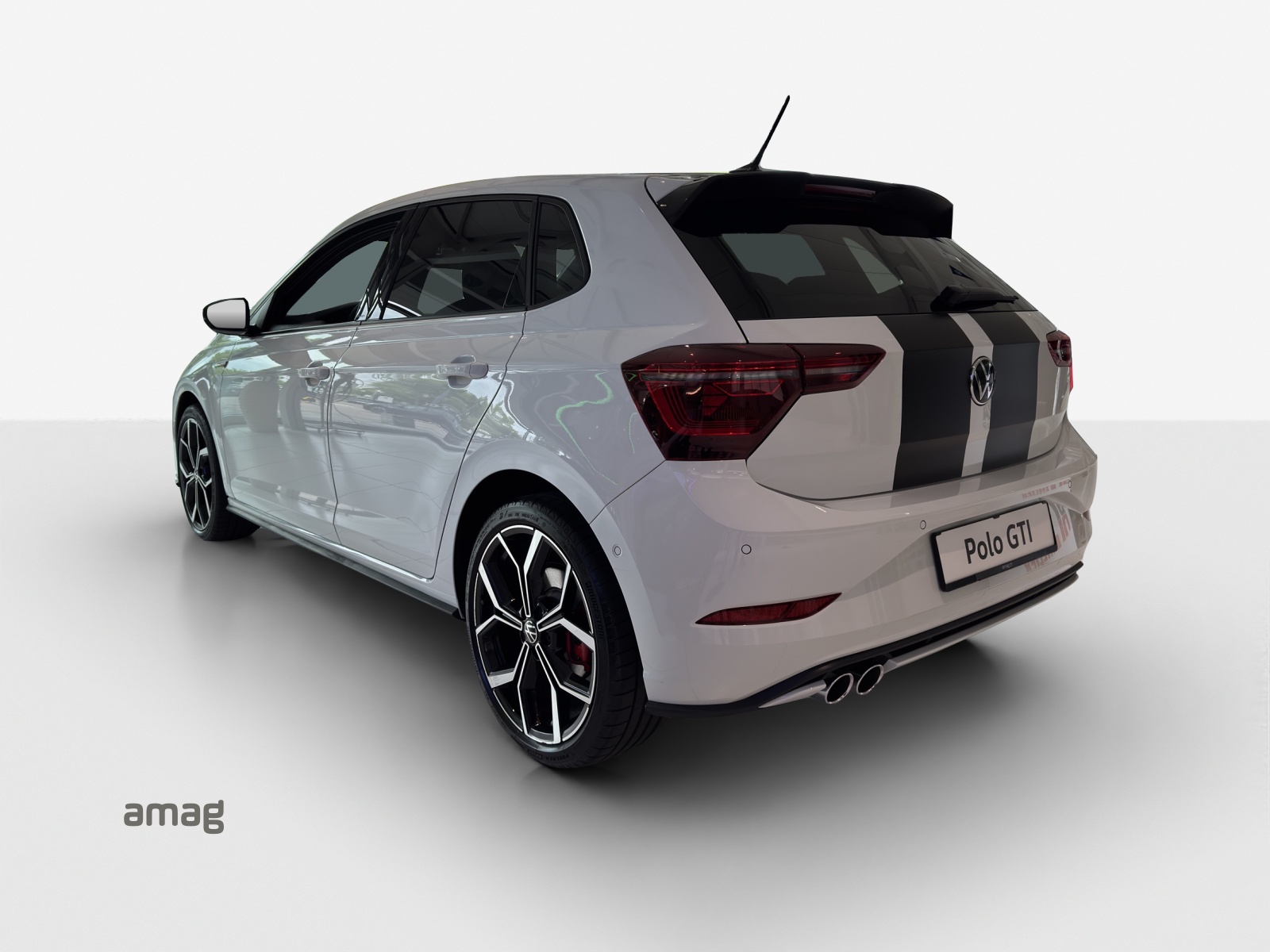 VW Polo 2.0 TSI GTI DSG-image-2