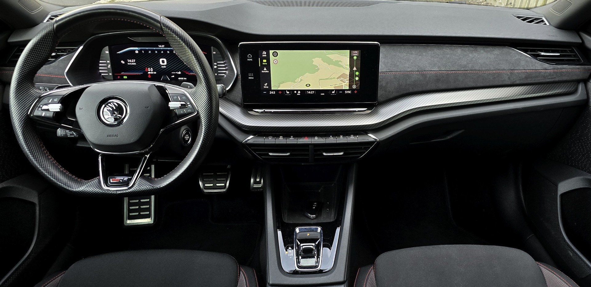 SKODA Octavia Combi 2.0 TSI DSG RS-image-5