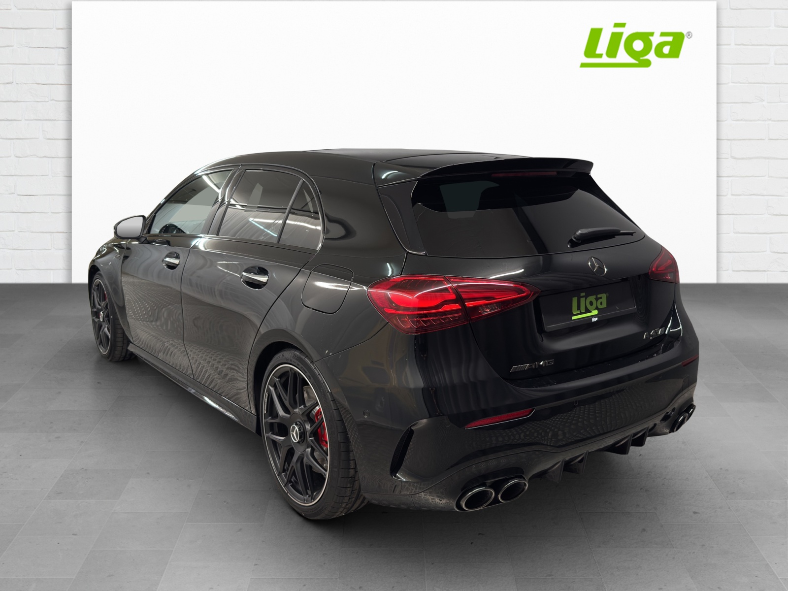 MERCEDES-BENZ AMG A 45 S 4Matic+-image-3
