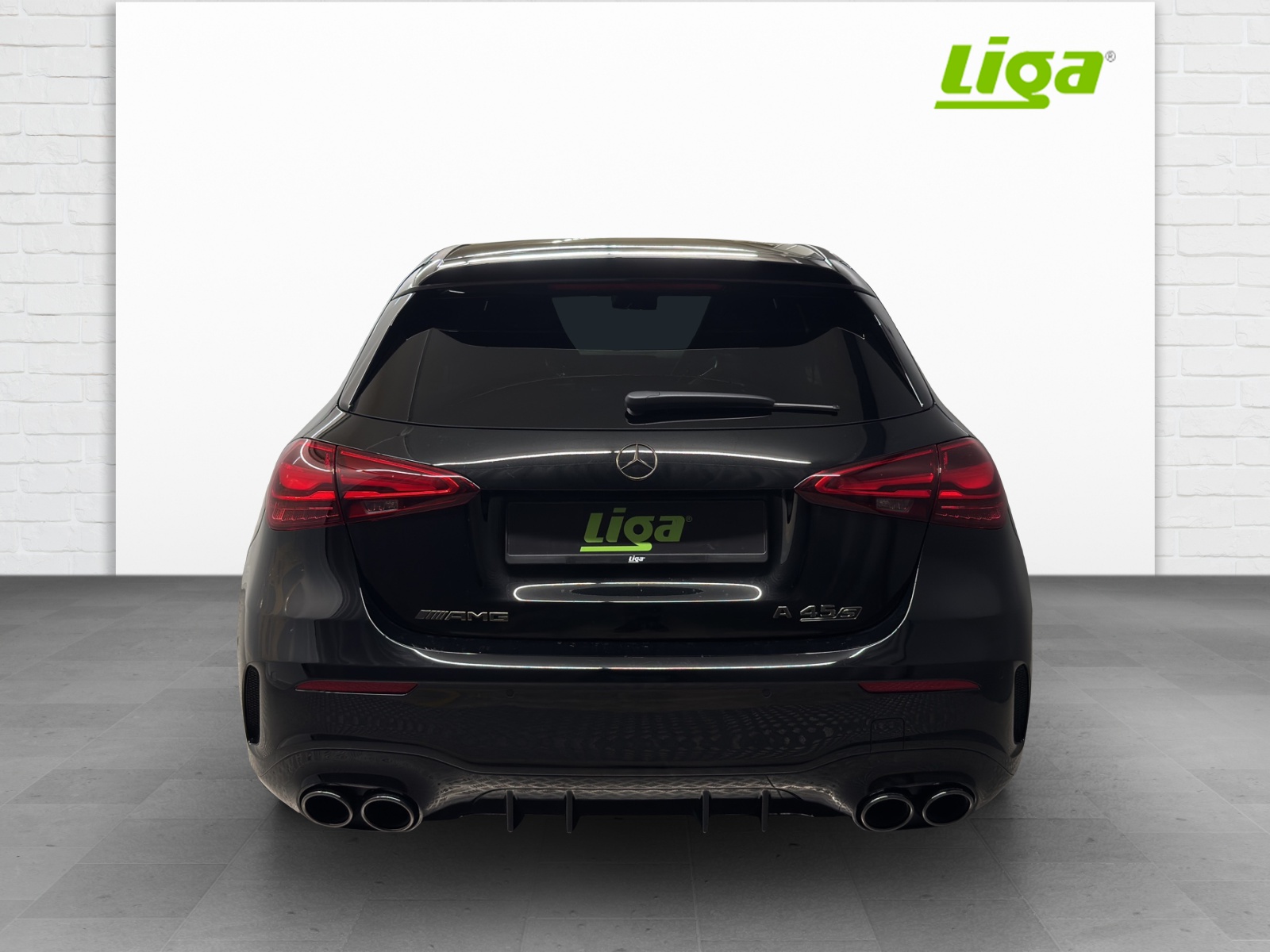 MERCEDES-BENZ AMG A 45 S 4Matic+-image-4