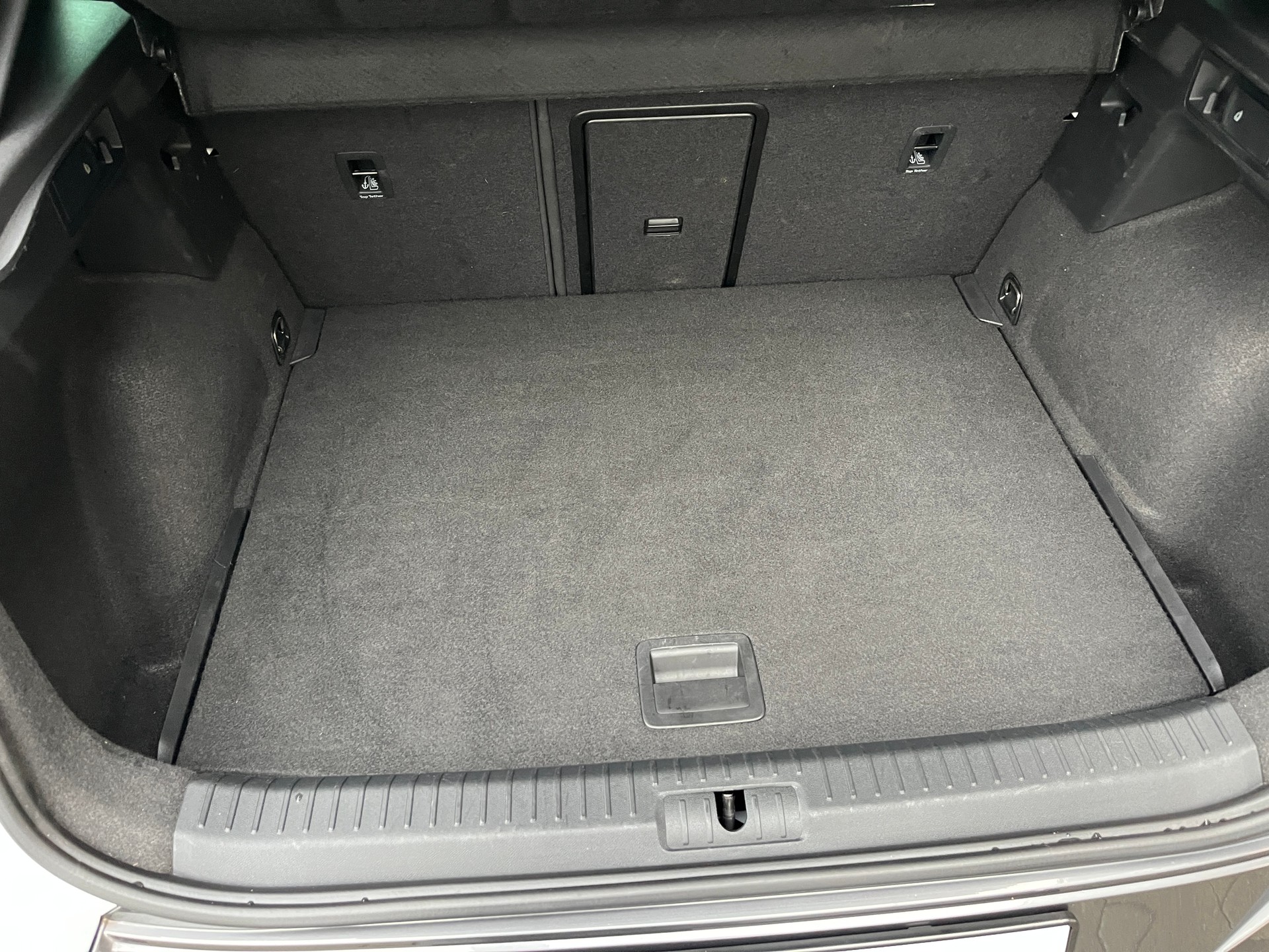 CUPRA Formentor 1.5 TSI DSG-image-5