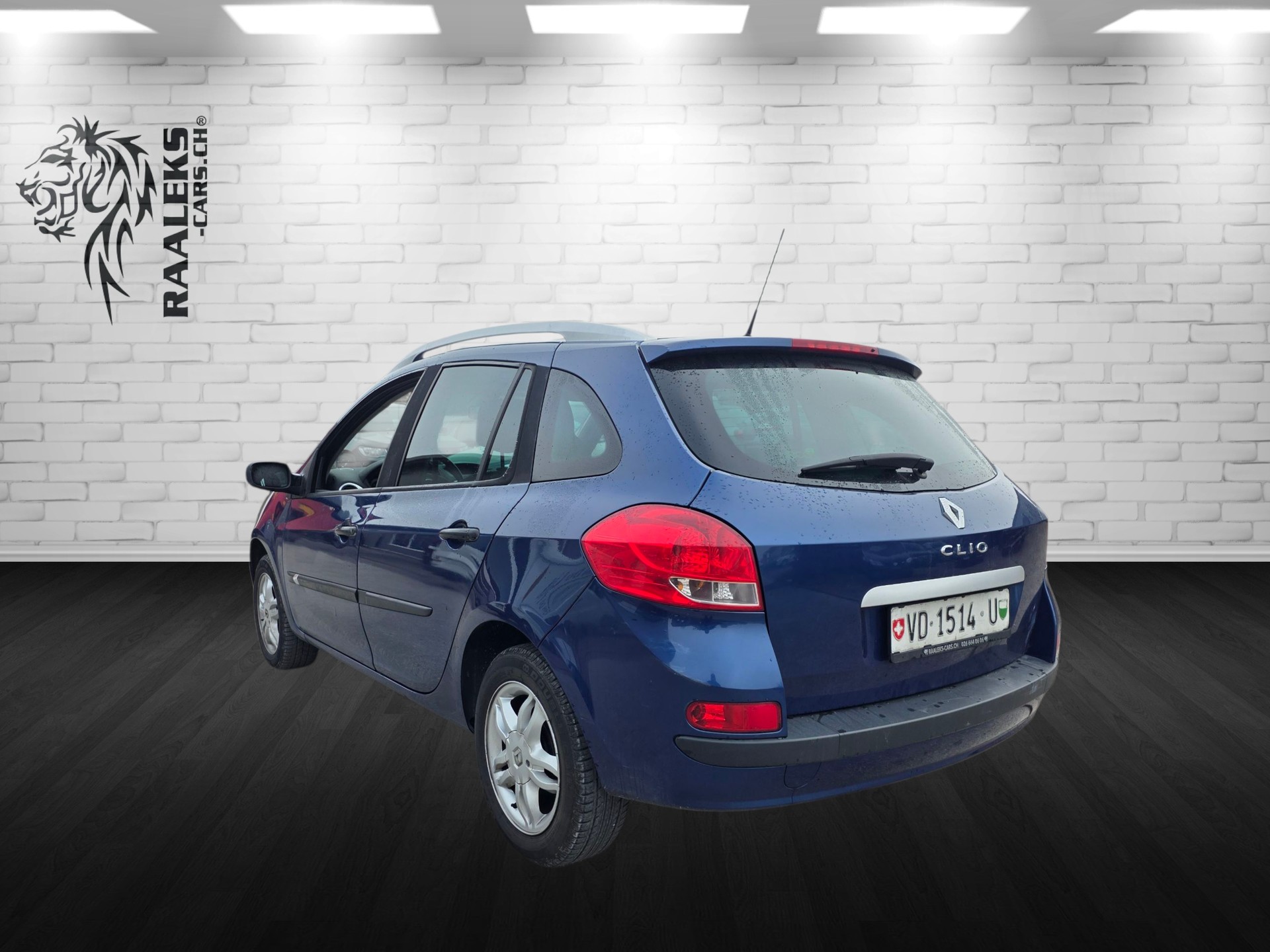 RENAULT Clio Grandtour 1.2 16V Turbo Dynamique-showroom-element-3