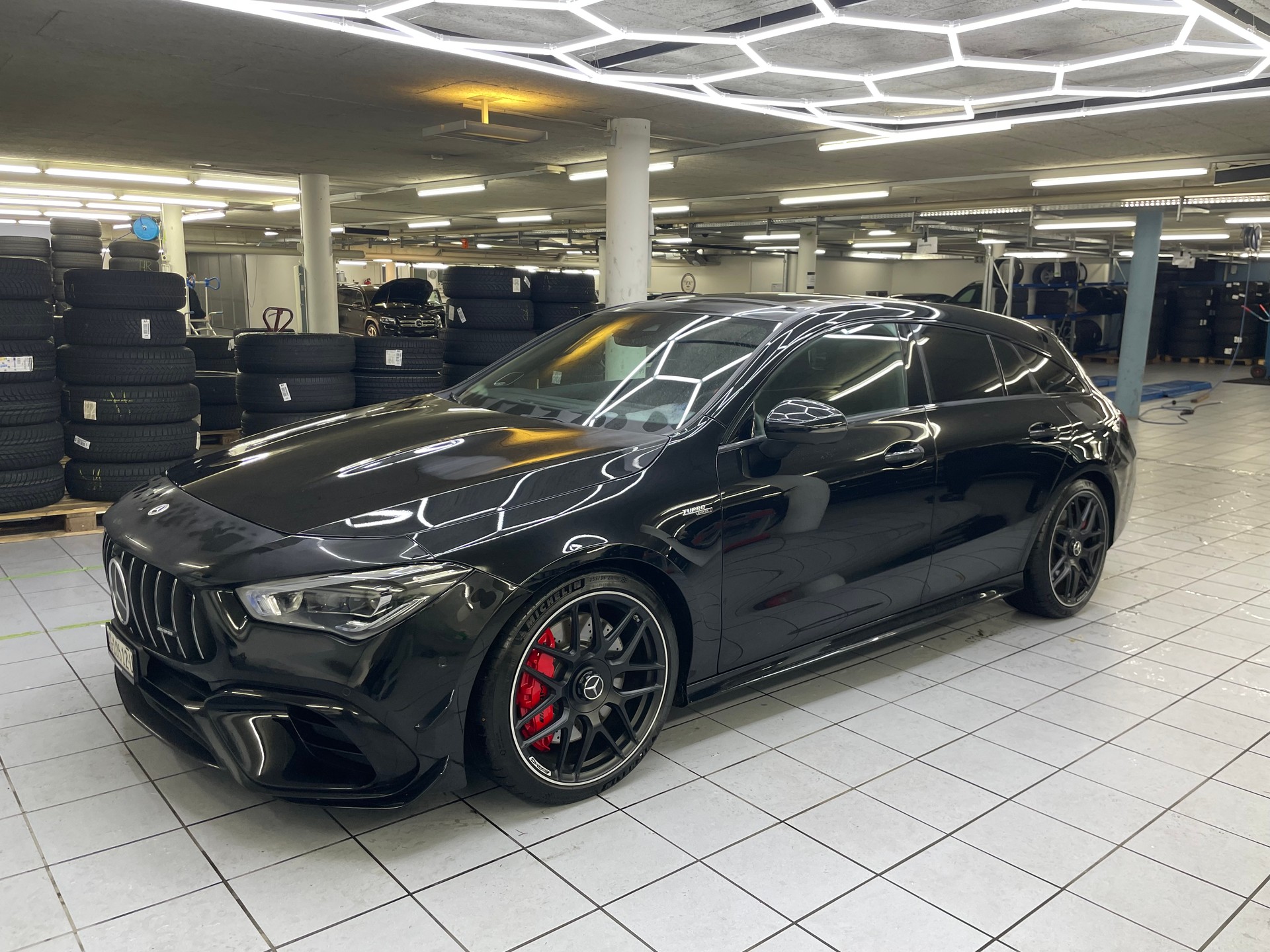 MERCEDES-BENZ CLA Shooting Brake 45 S AMG 4Matic+ 8G-DCT-image-2