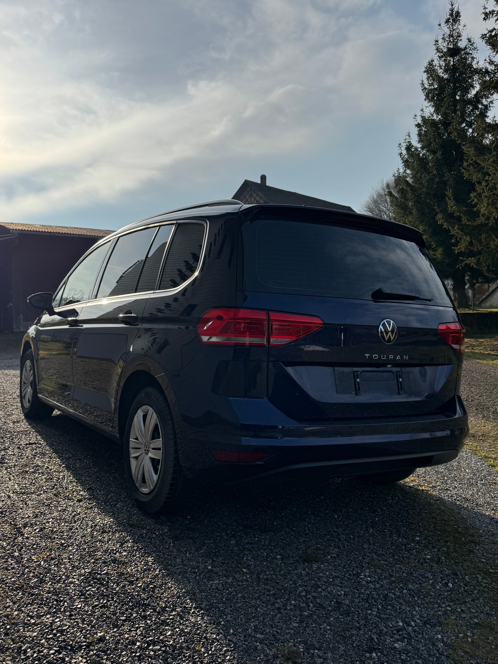 VW Touran 2.0 TDI Comfortline-image-5