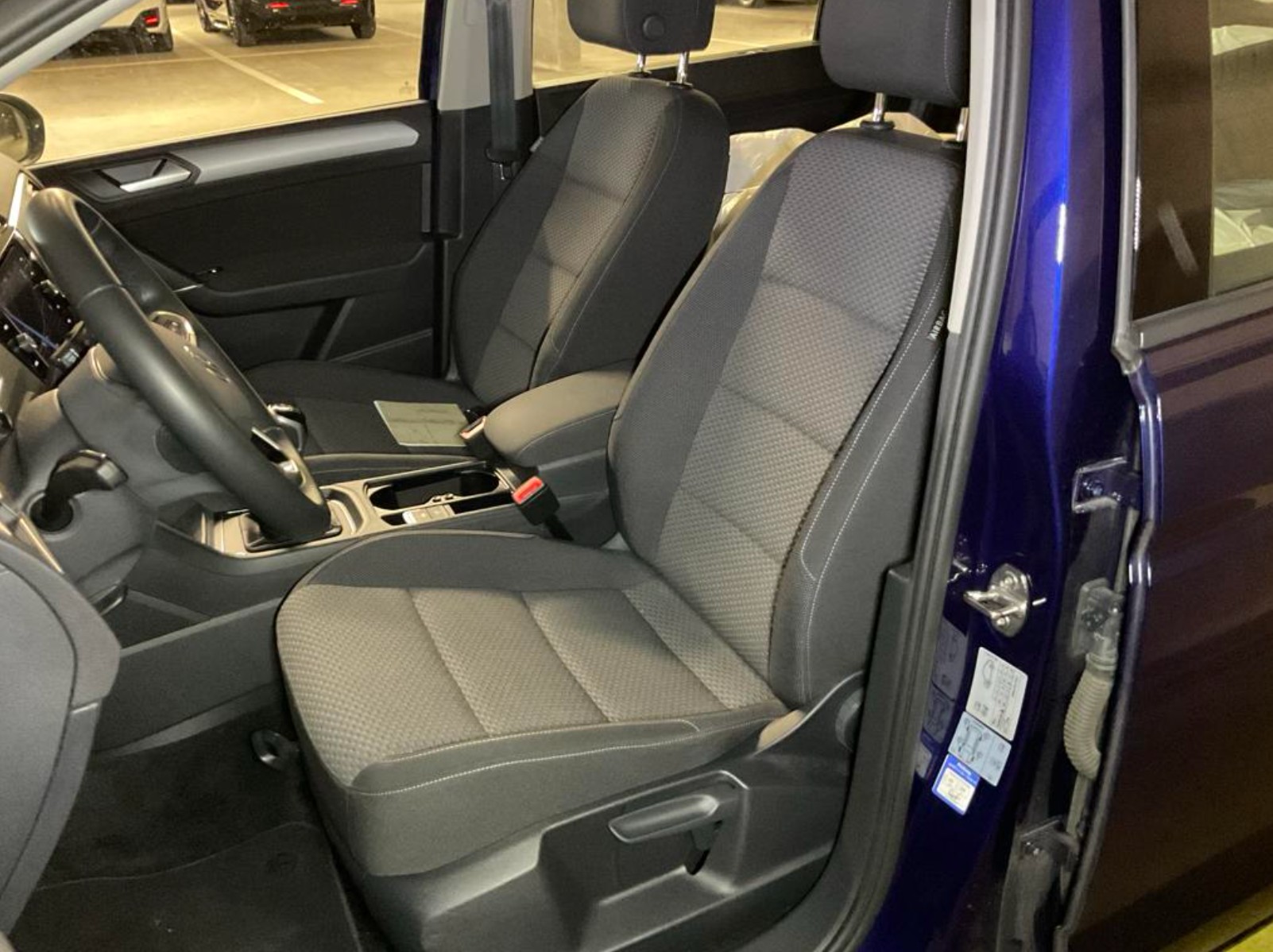 VW Touran 2.0 TDI Comfortline-image-8