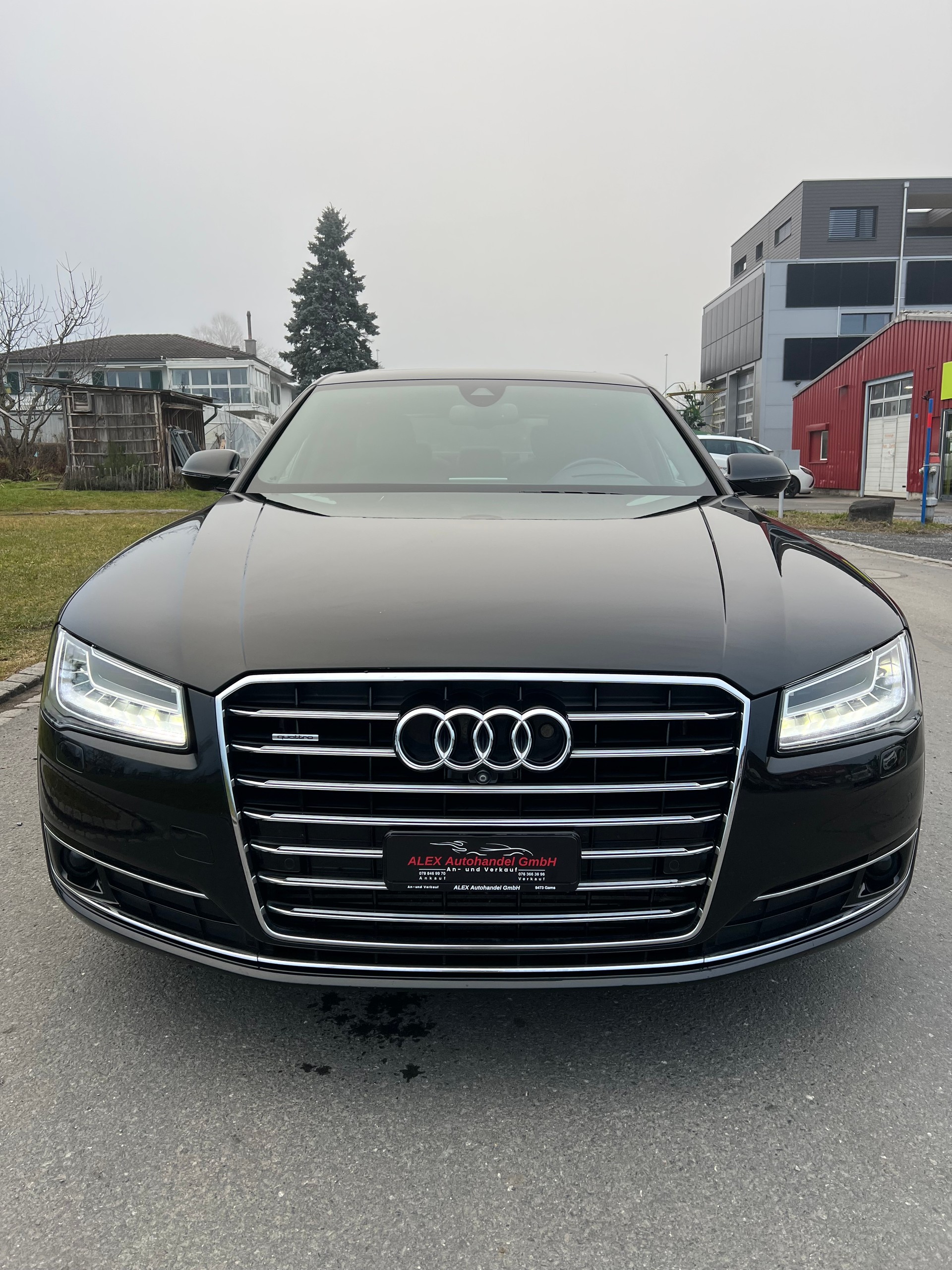 AUDI A8 3.0 TDI quattro tiptronic-image-1