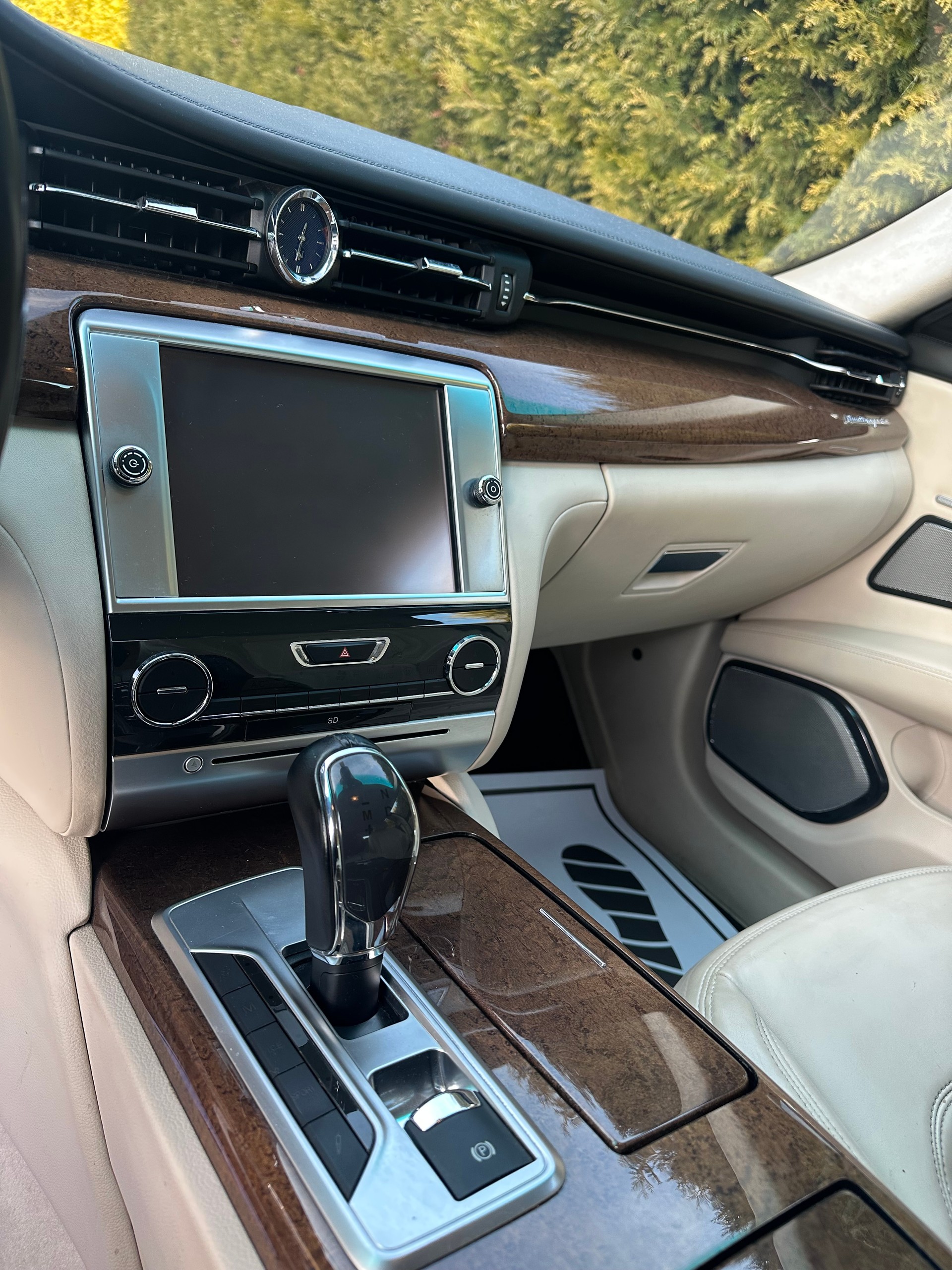 MASERATI Quattroporte 3.8 V8 DI Biturbo GTS Automatica-image-12