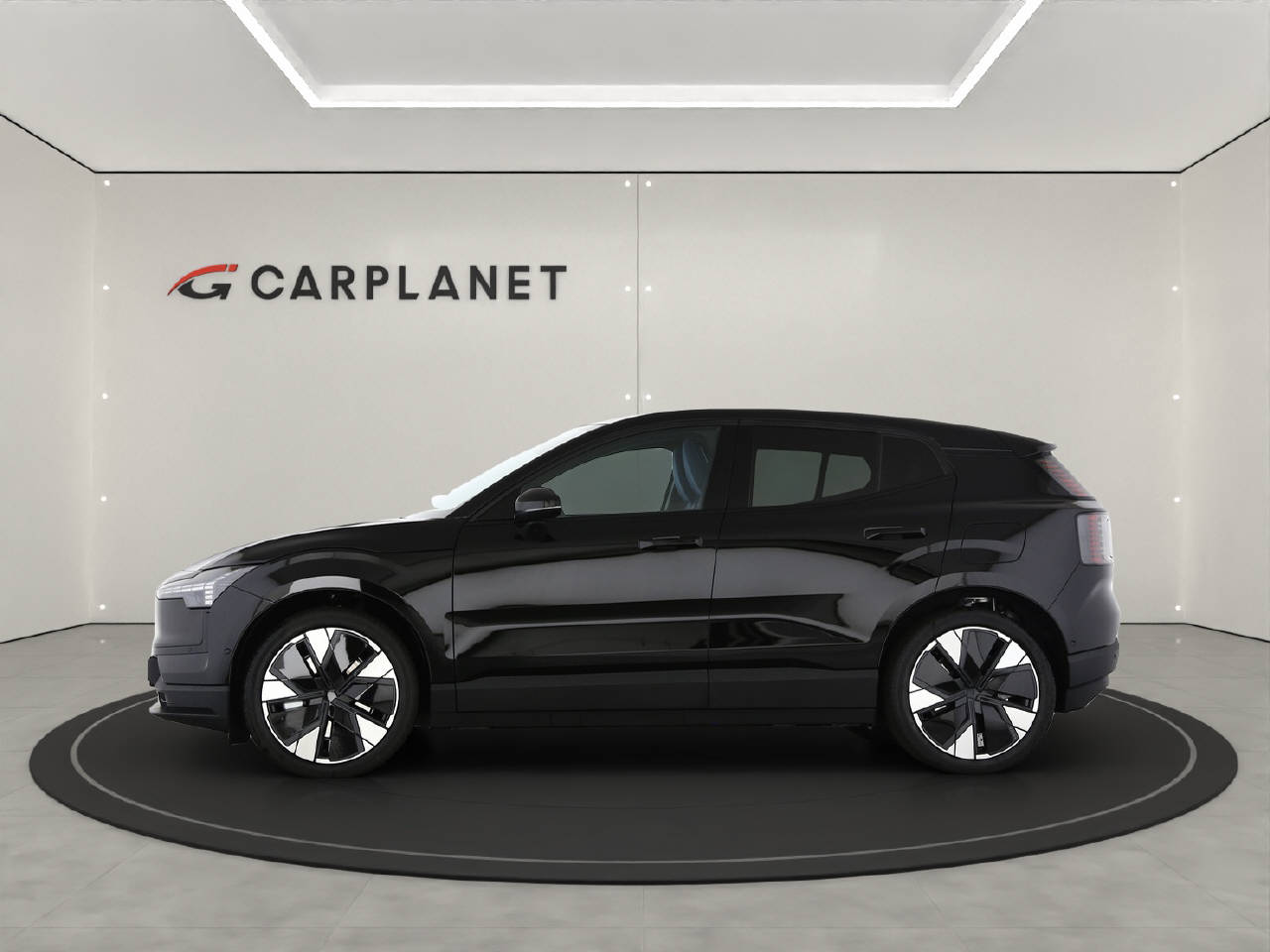 VOLVO EX30 E60 Twin Ultra Performance AWD-image-1