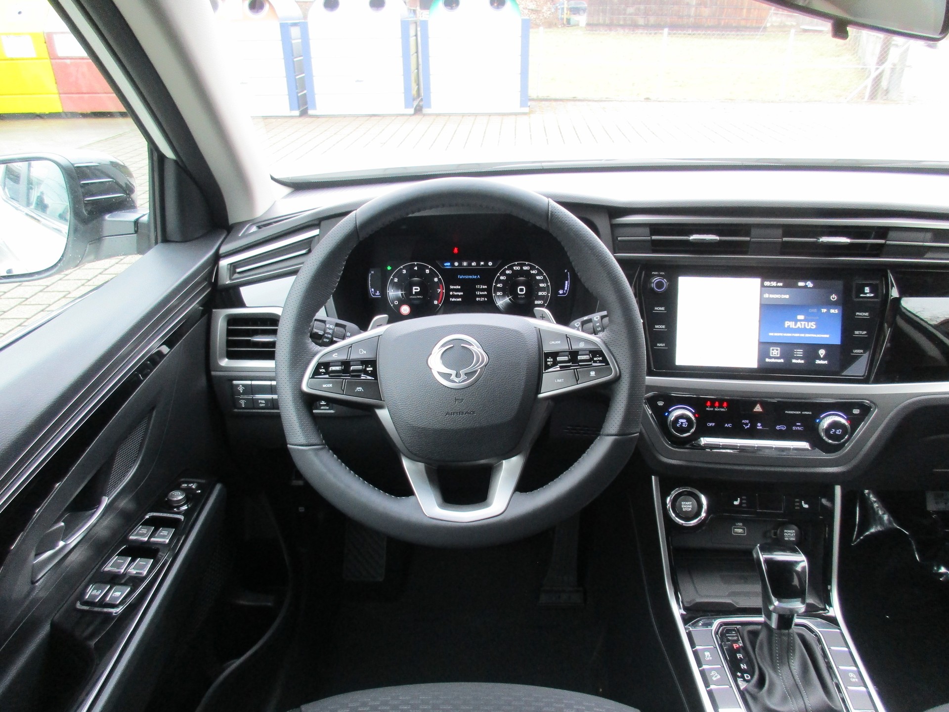 KGM-SsangYong Korando 1.5 T GDI Titanium 4WD Automat-image-7