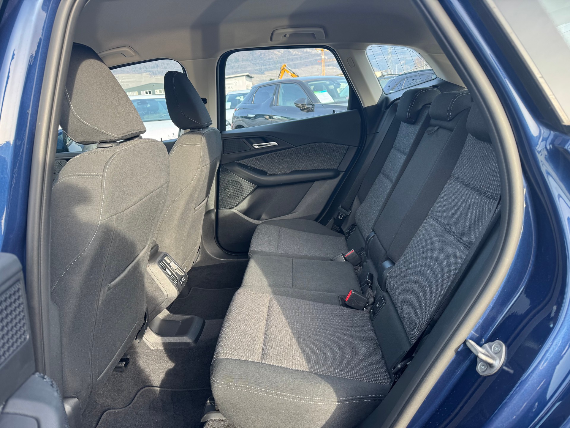 BMW 218d Active Tourer DKG-image-6