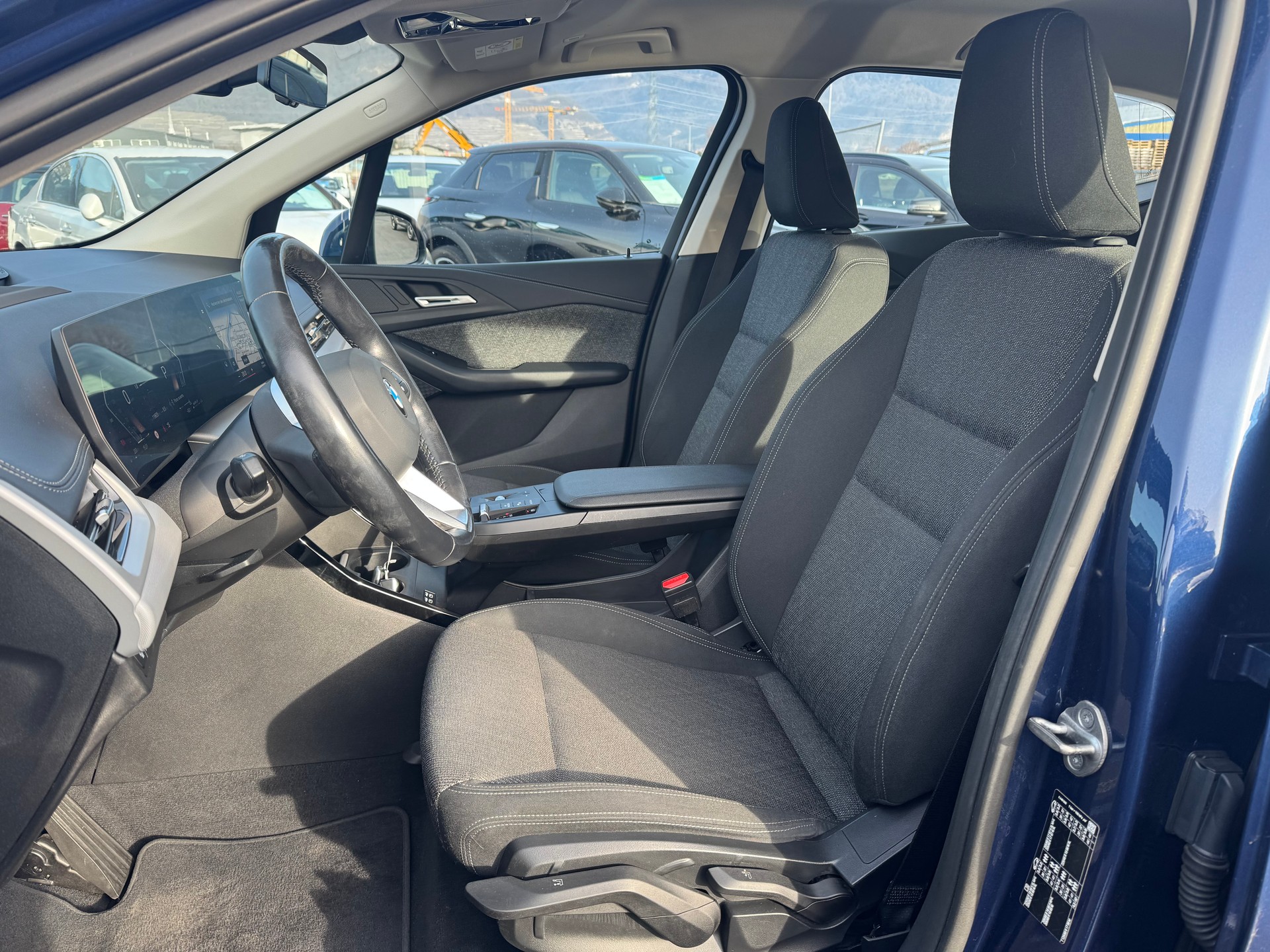 BMW 218d Active Tourer DKG-image-8