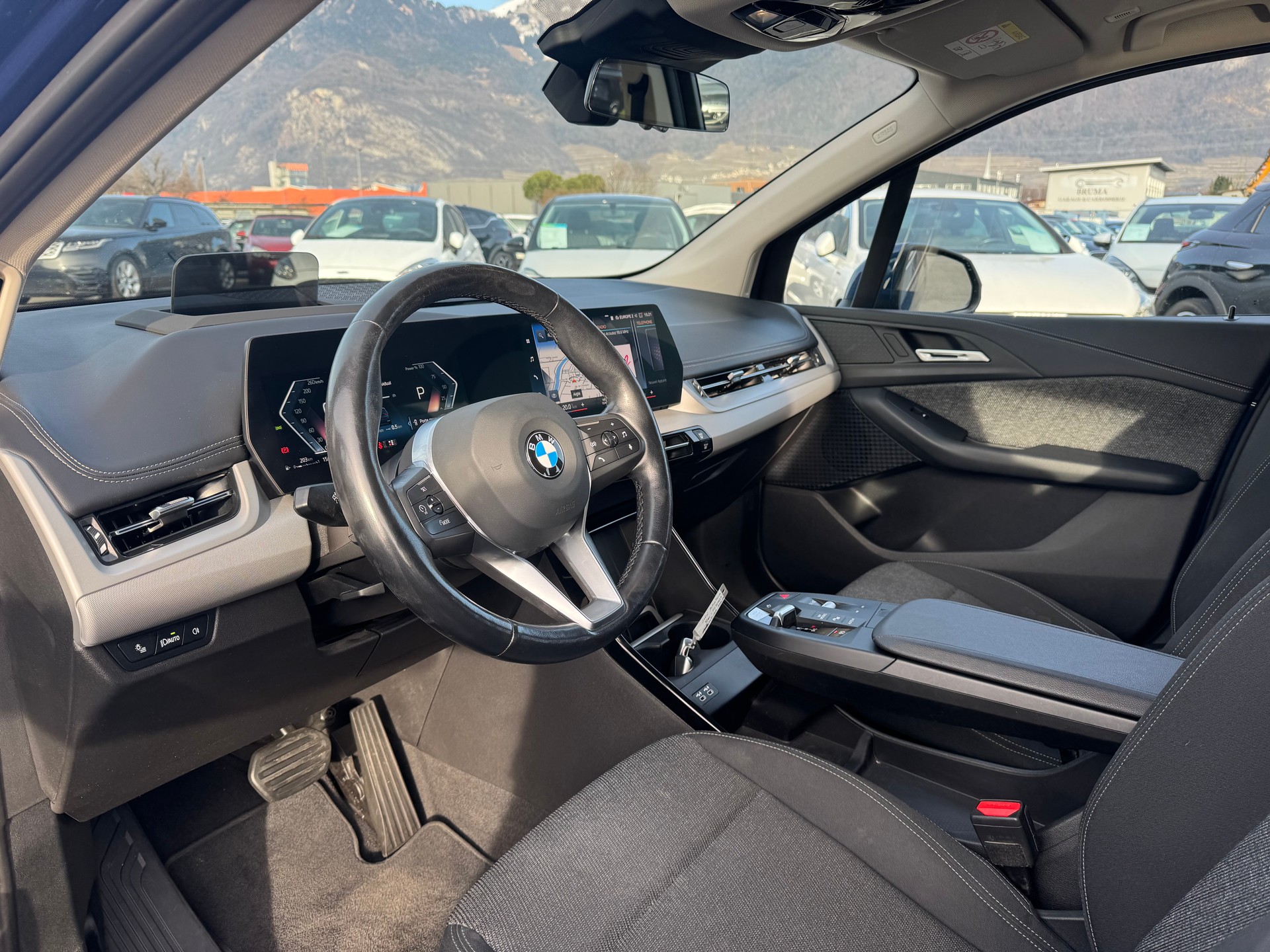 BMW 218d Active Tourer DKG-image-9