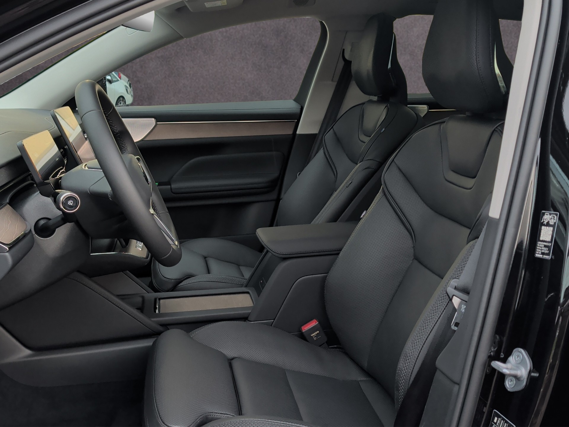 VOLVO ES90 Ultra-image-10