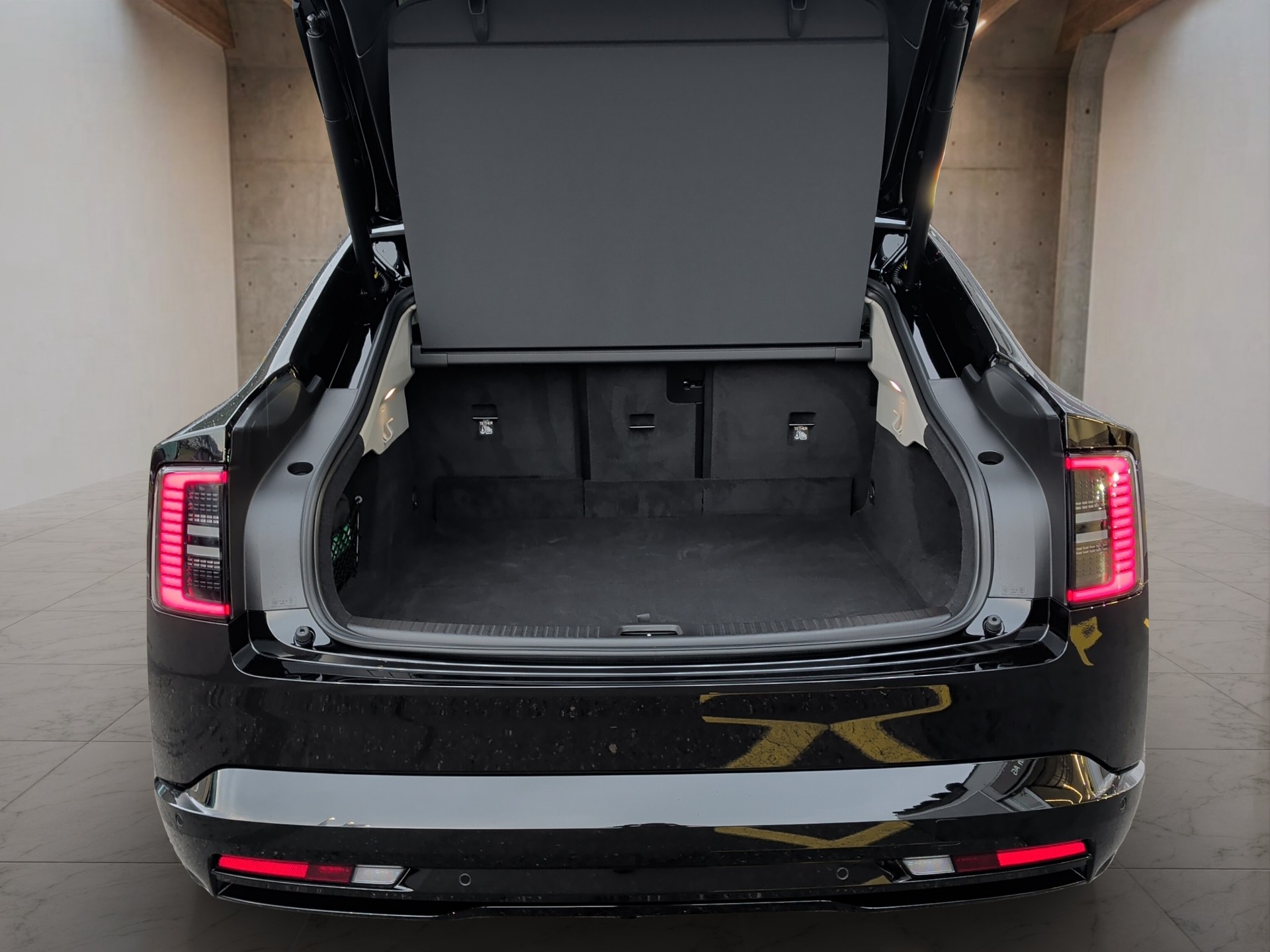 VOLVO ES90 Ultra-image-12