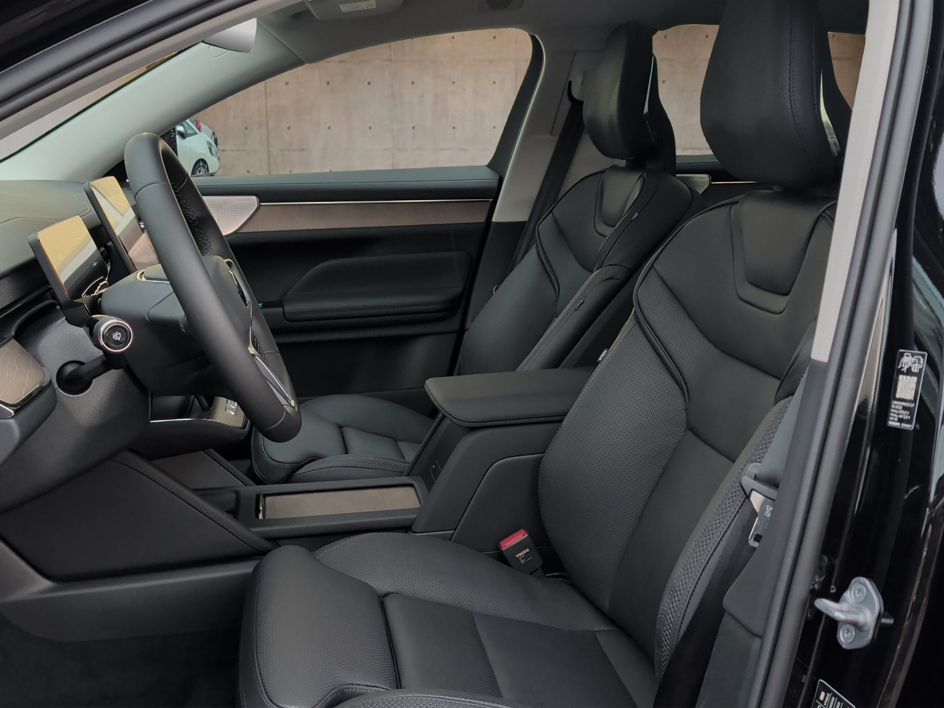 VOLVO ES90 Ultra-image-10