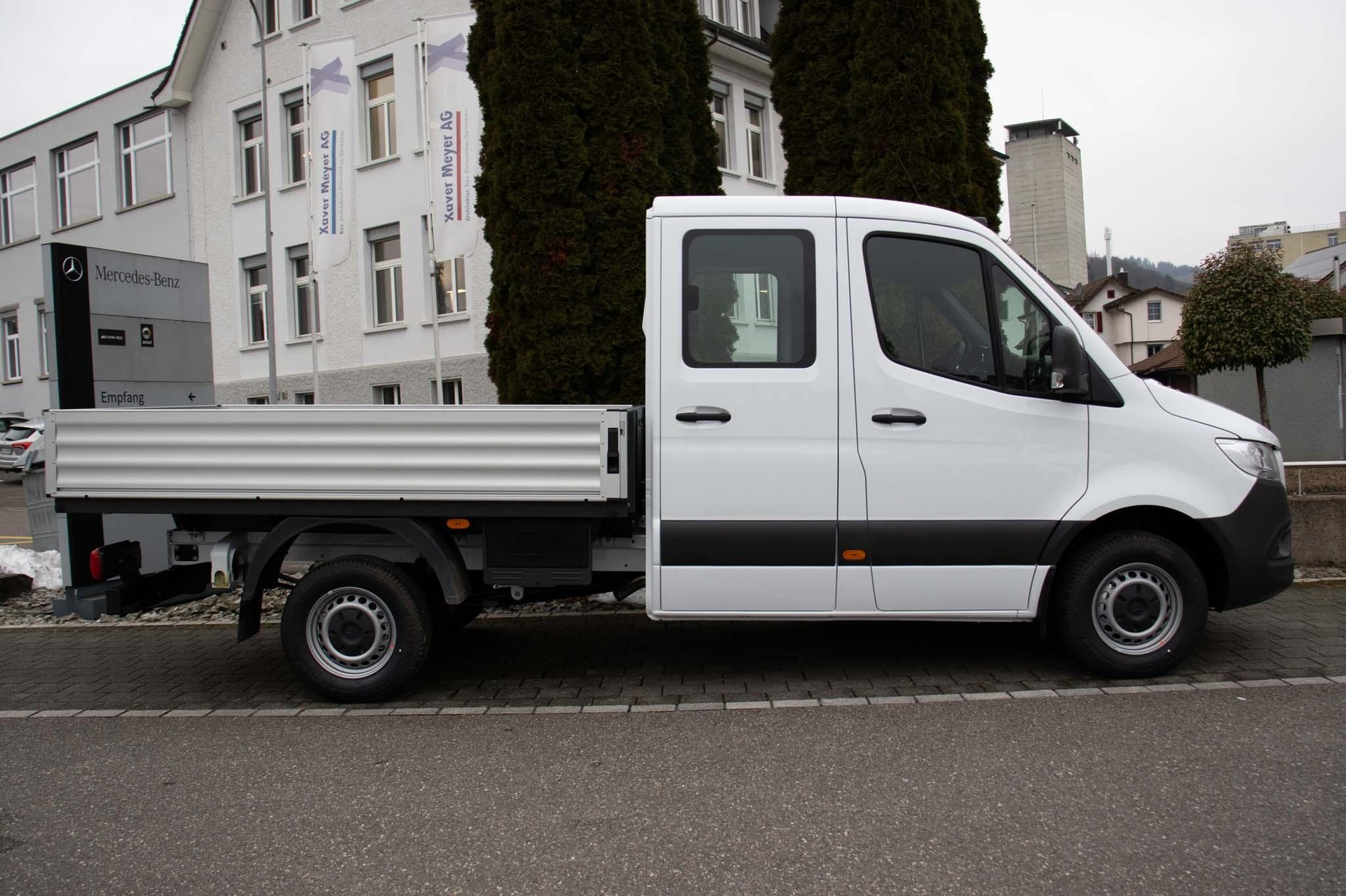 MERCEDES-BENZ Sprinter 319 CDI Pritsche PRO Standard-image-3