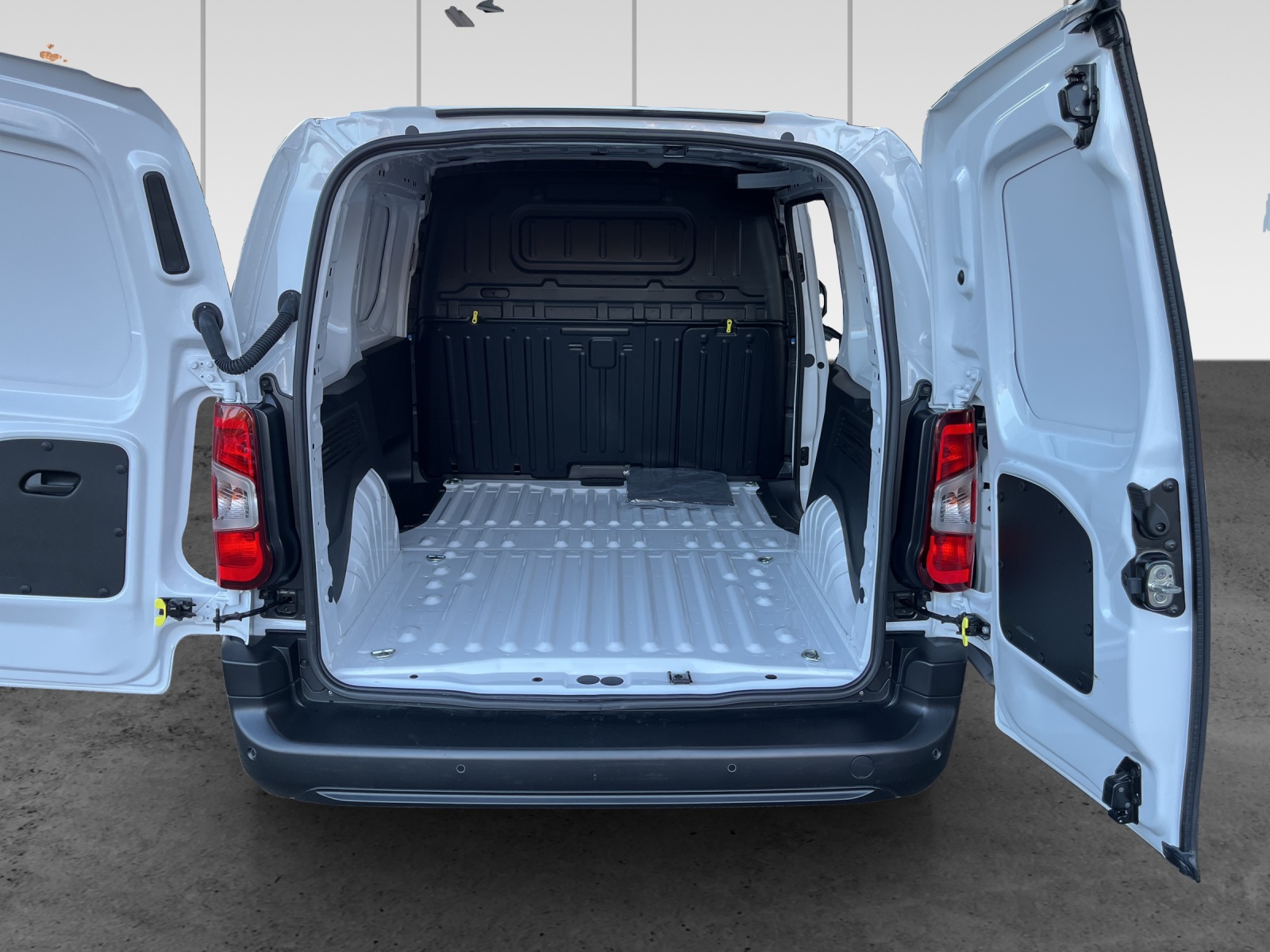 PEUGEOT Partner 1.2 Pure Tech 110 Standard 650kg-image-11