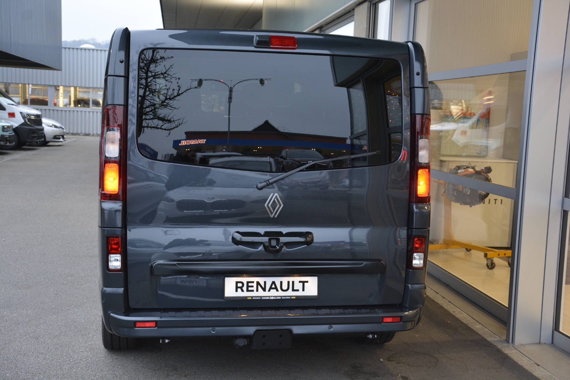 RENAULT Trafic Passenger & Spaceclass SPACECLASS Blue dCi 170 Automat-image-4