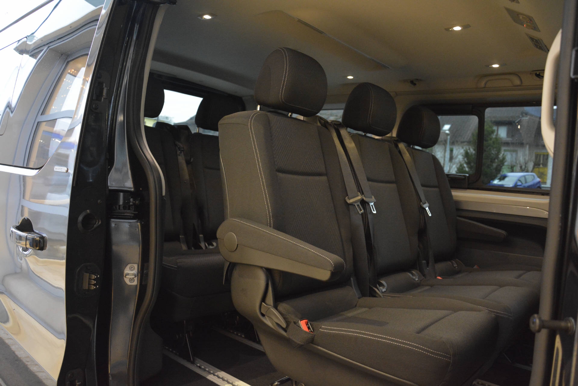 RENAULT Trafic Passenger & Spaceclass SPACECLASS Blue dCi 170 Automat-image-6