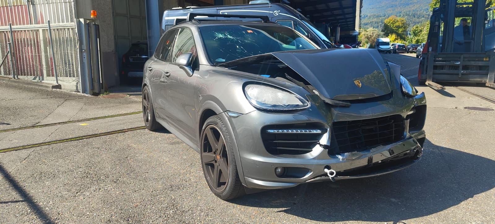 PORSCHE Cayenne GTS-image-4