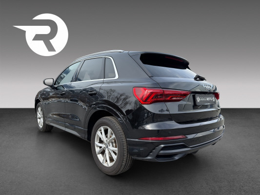 AUDI Q3 40 TFSI S line quattro-image-3