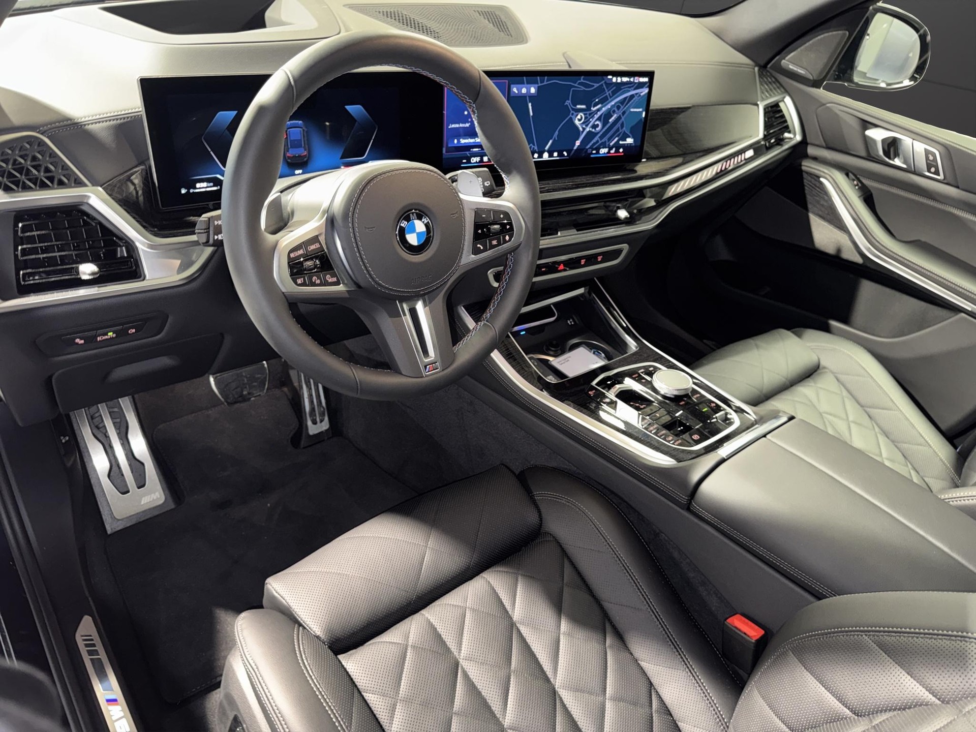 BMW X5 M60i xDrive-image-7
