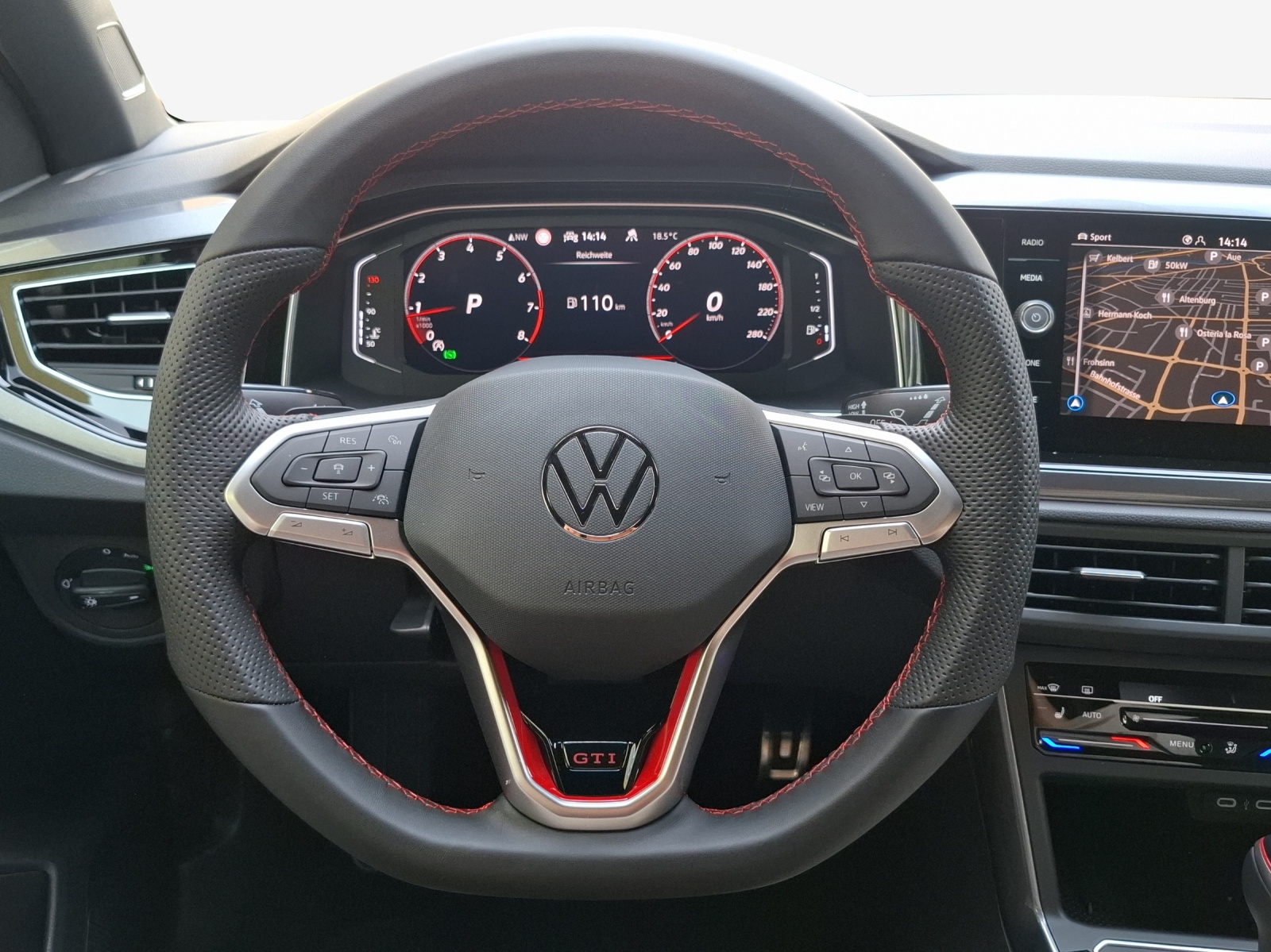 VW Polo 2.0 TSI GTI DSG-image-9