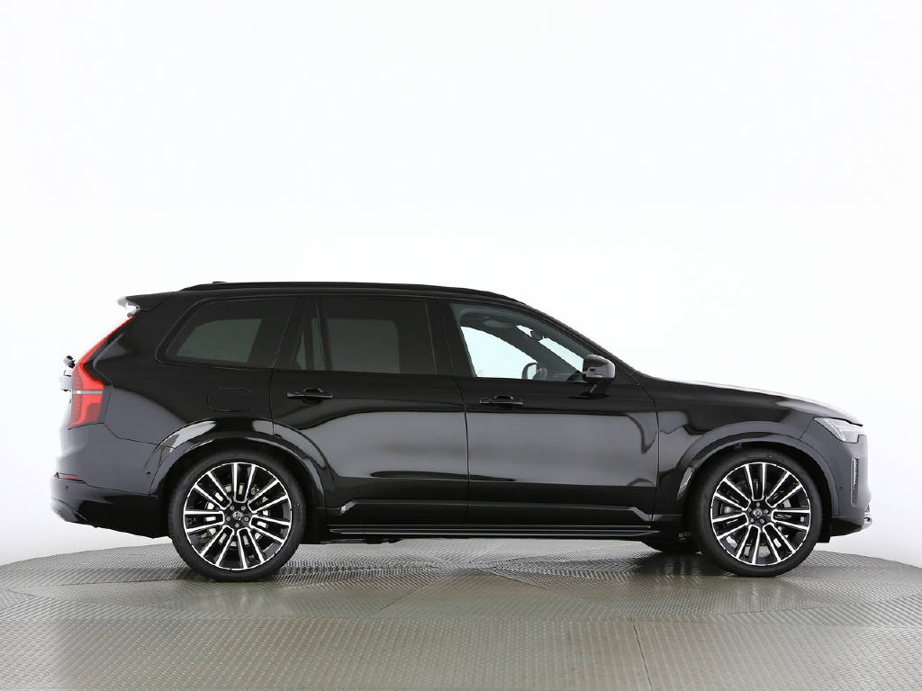 VOLVO XC90 2.0 T8 TE XCLUSIVE Ultra Dark eAWD-image-15