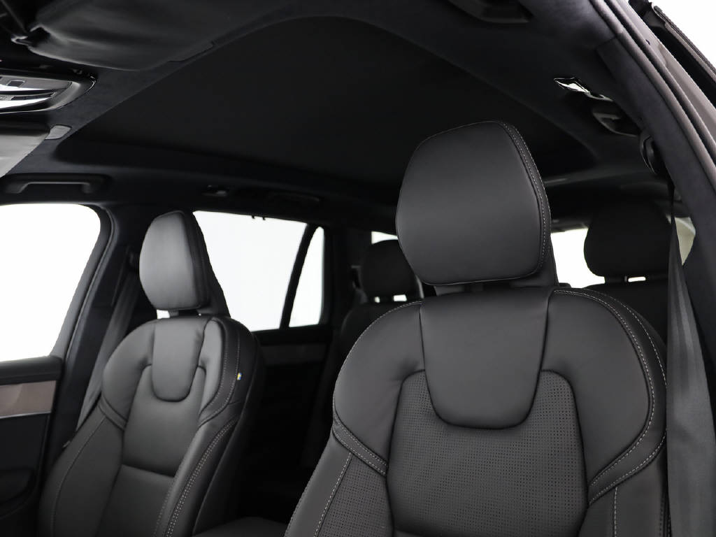 VOLVO XC90 2.0 T8 TE XCLUSIVE Ultra Dark eAWD-image-25